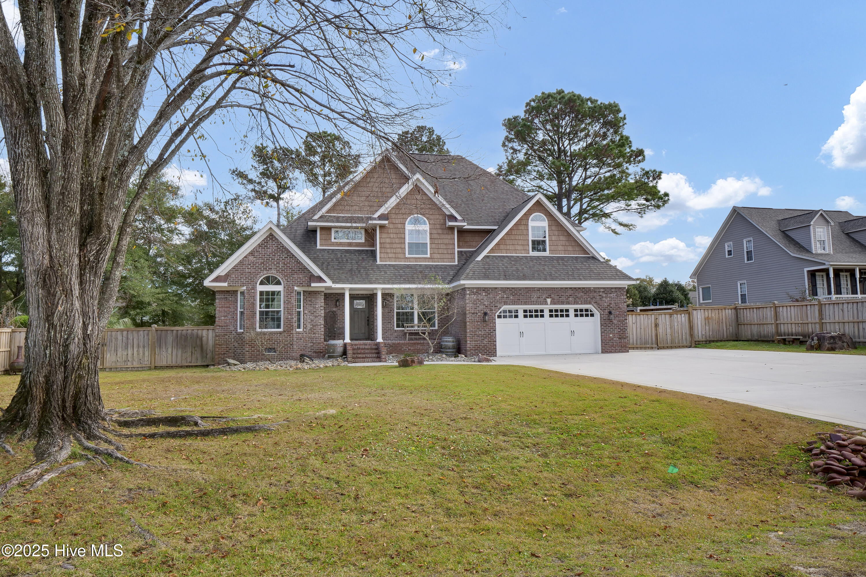 100543498 | Photo 59