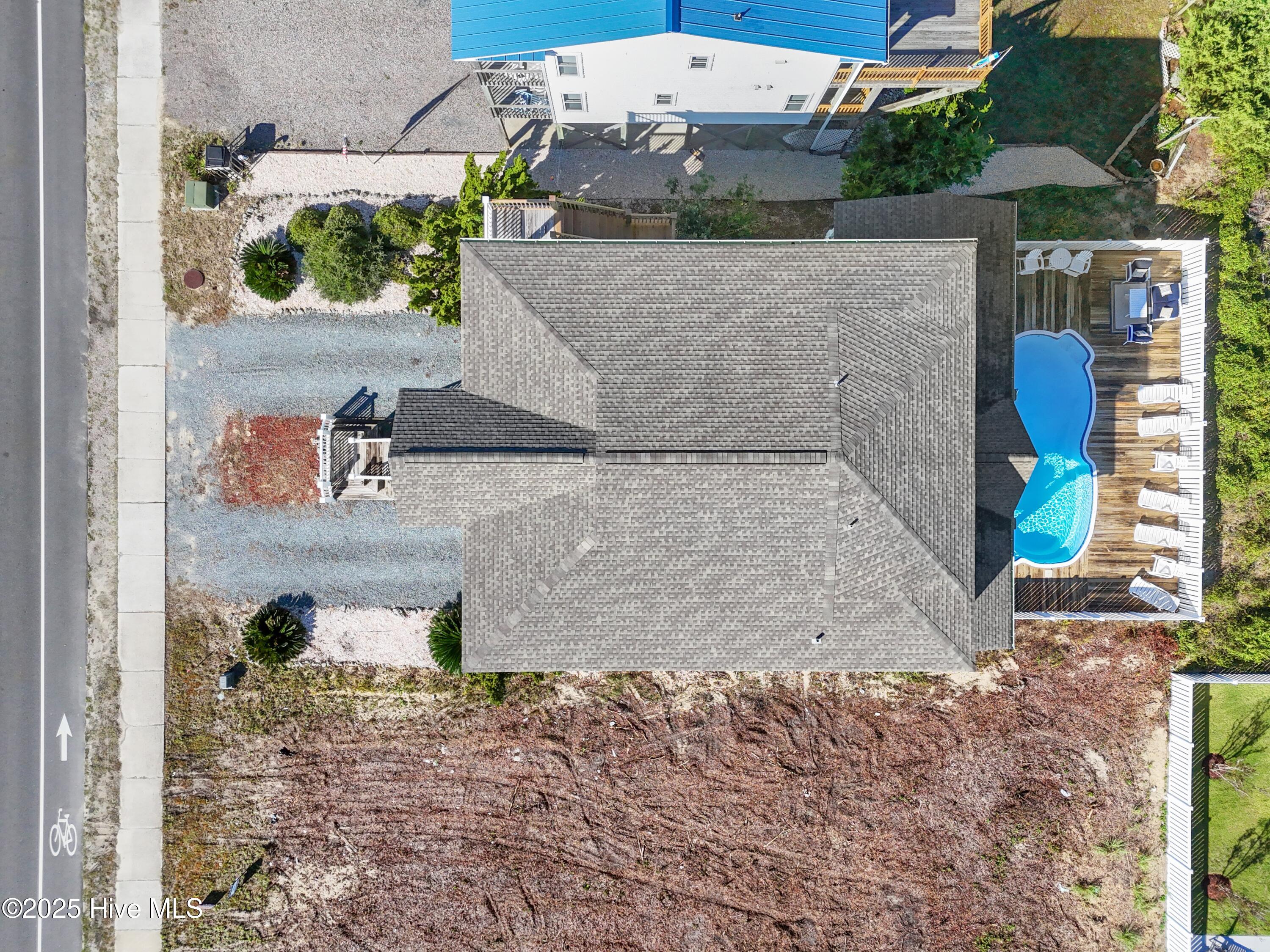 100536498 | Photo 78