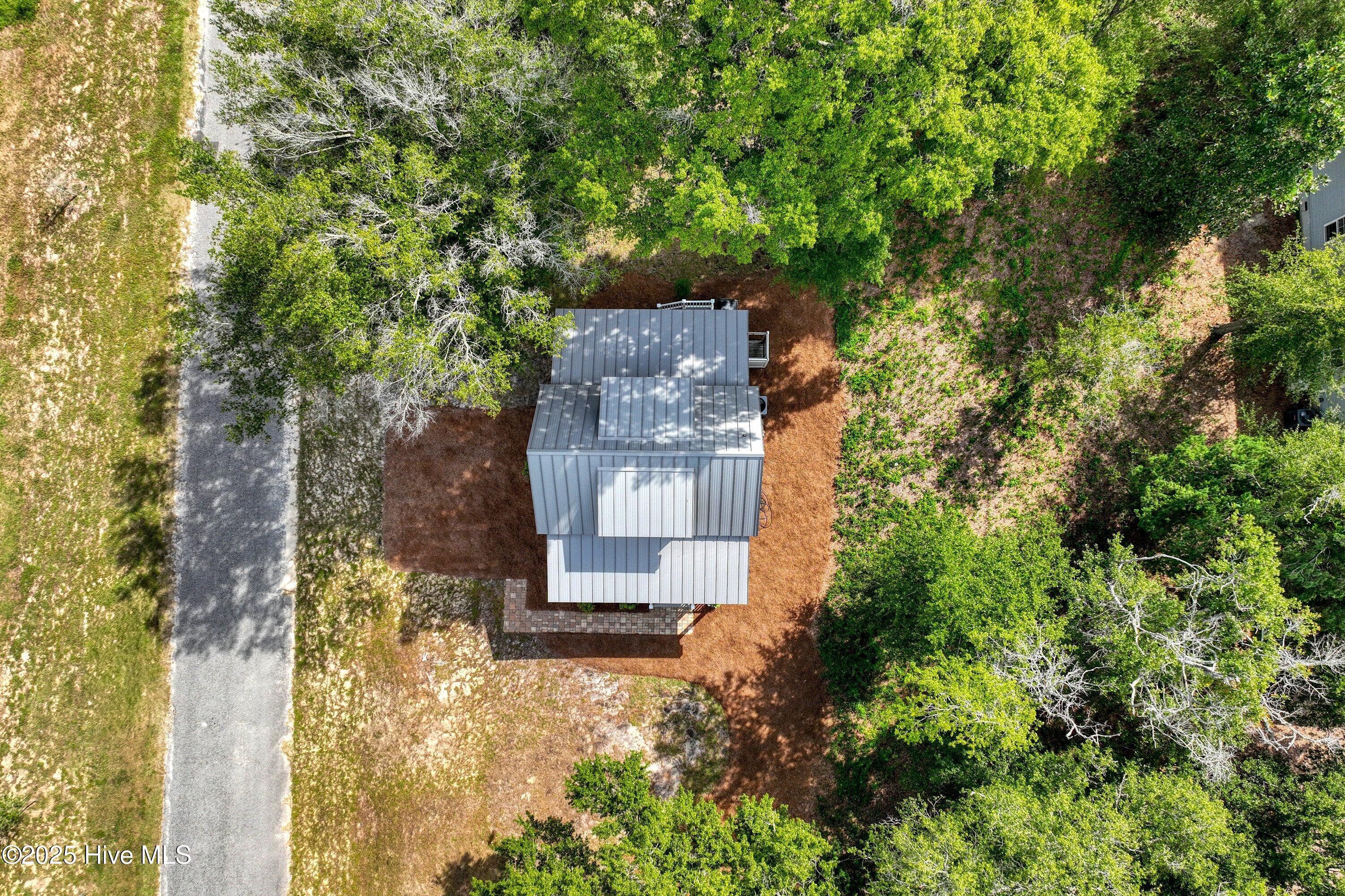 100532253 | Photo 31