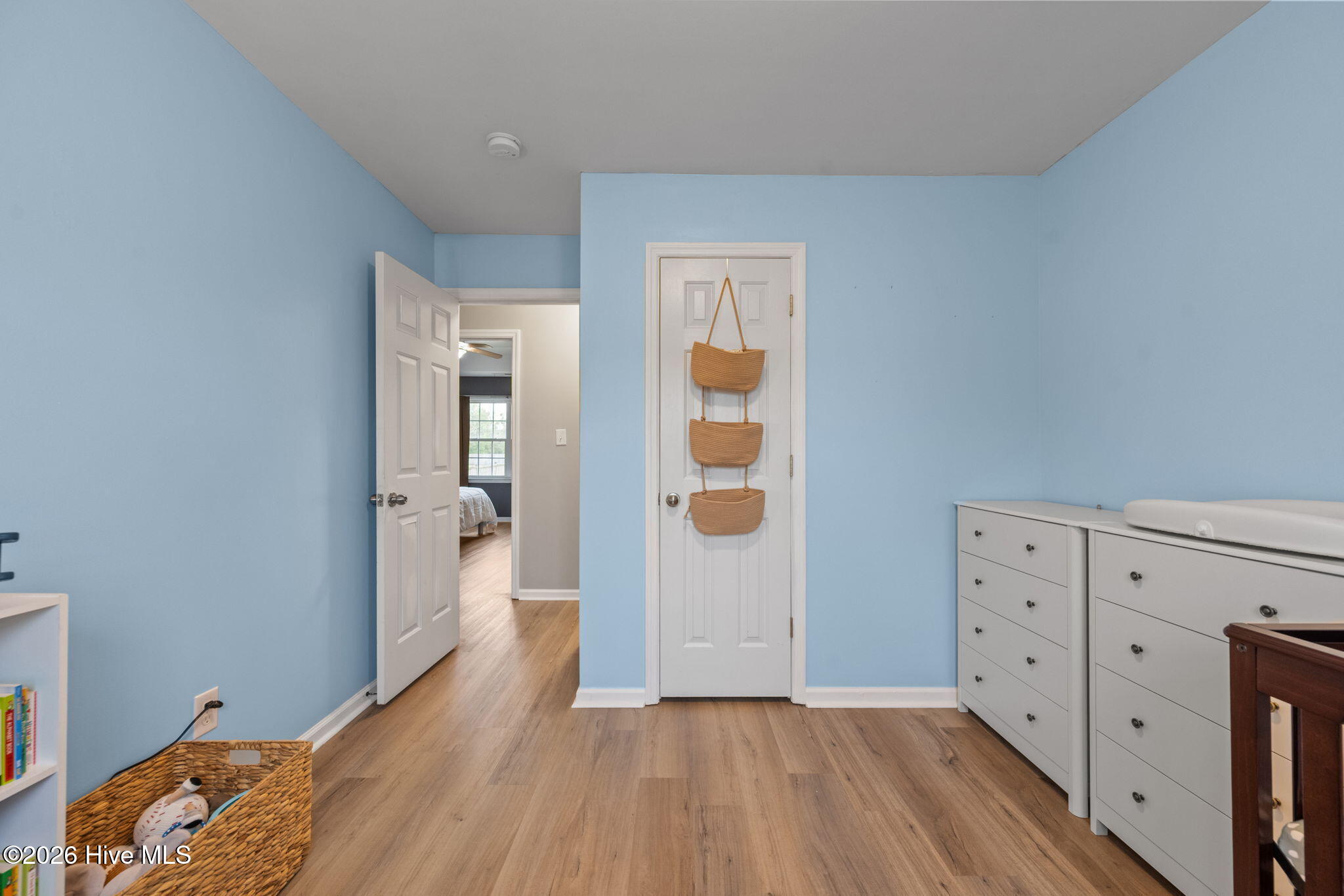 100562235 | Photo 33