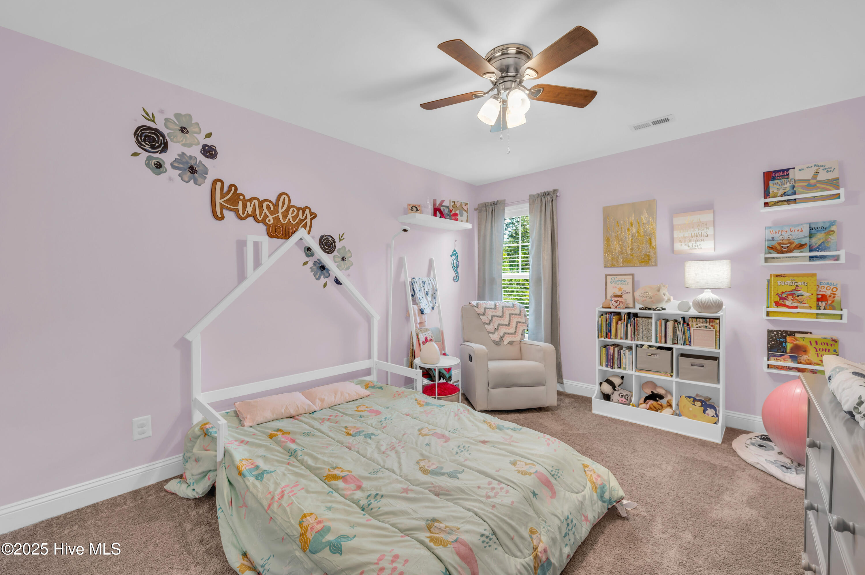 100517192 | Photo 25