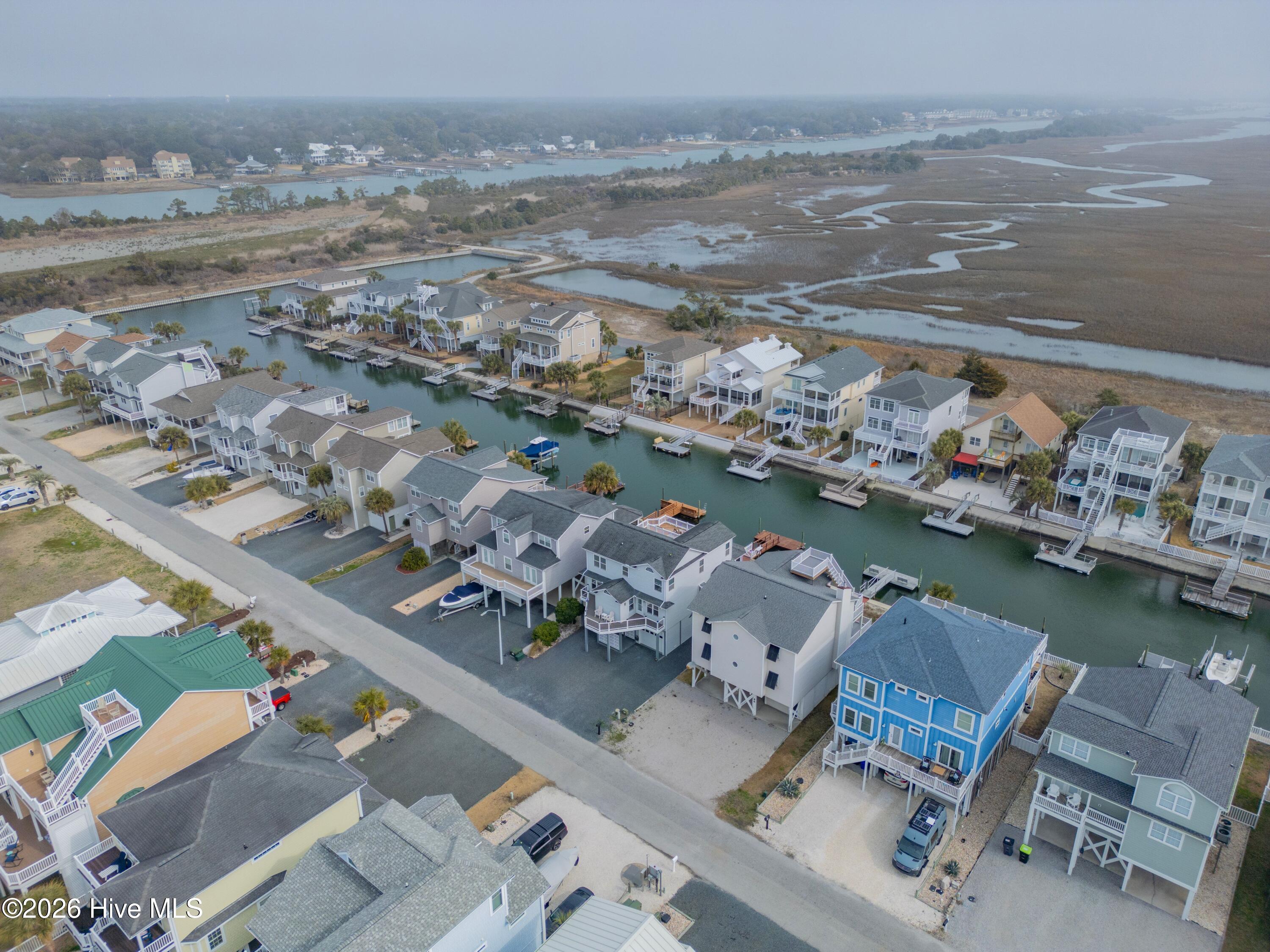 100556301 | Photo 39