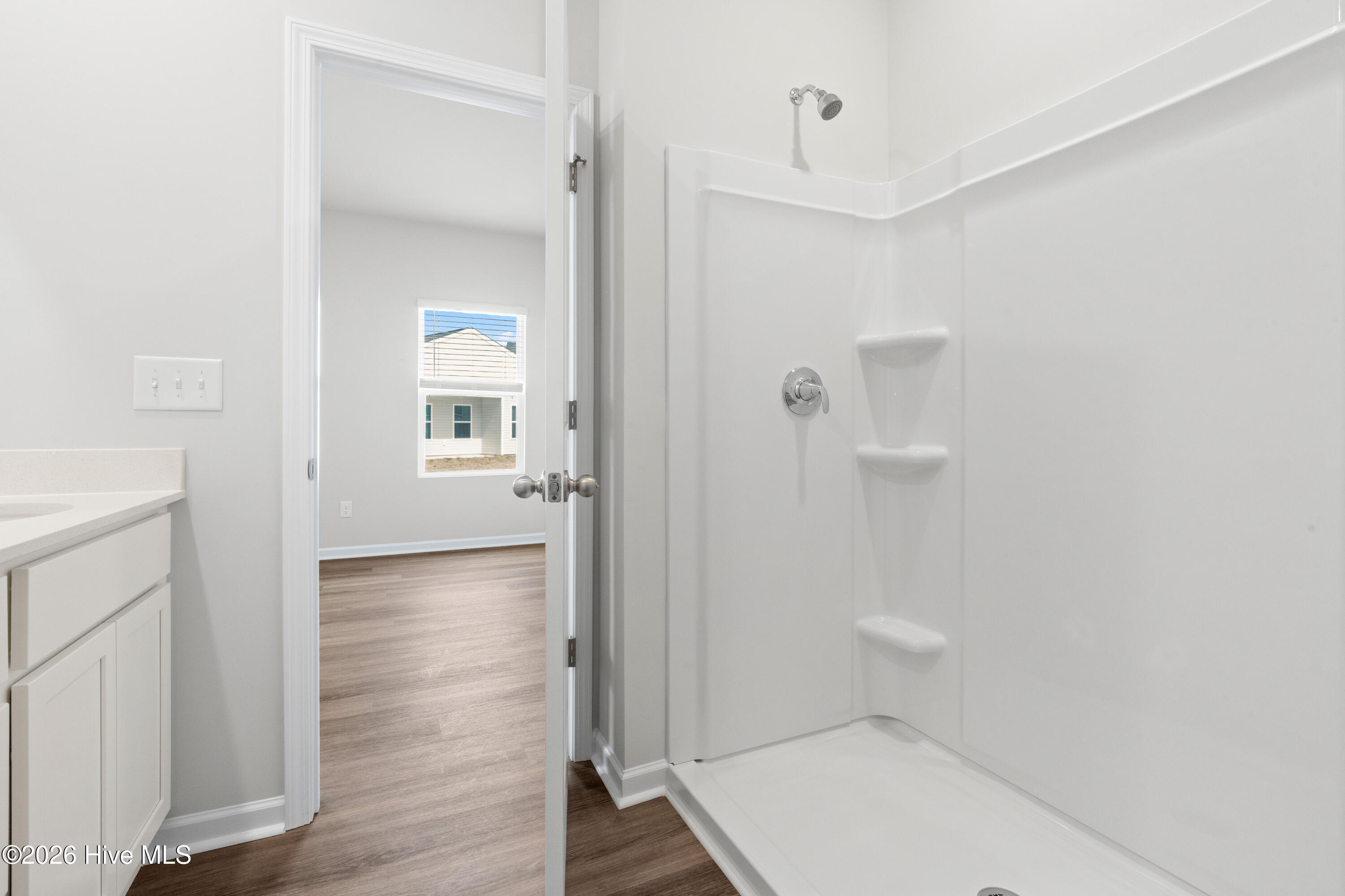 100534400 | Photo 25