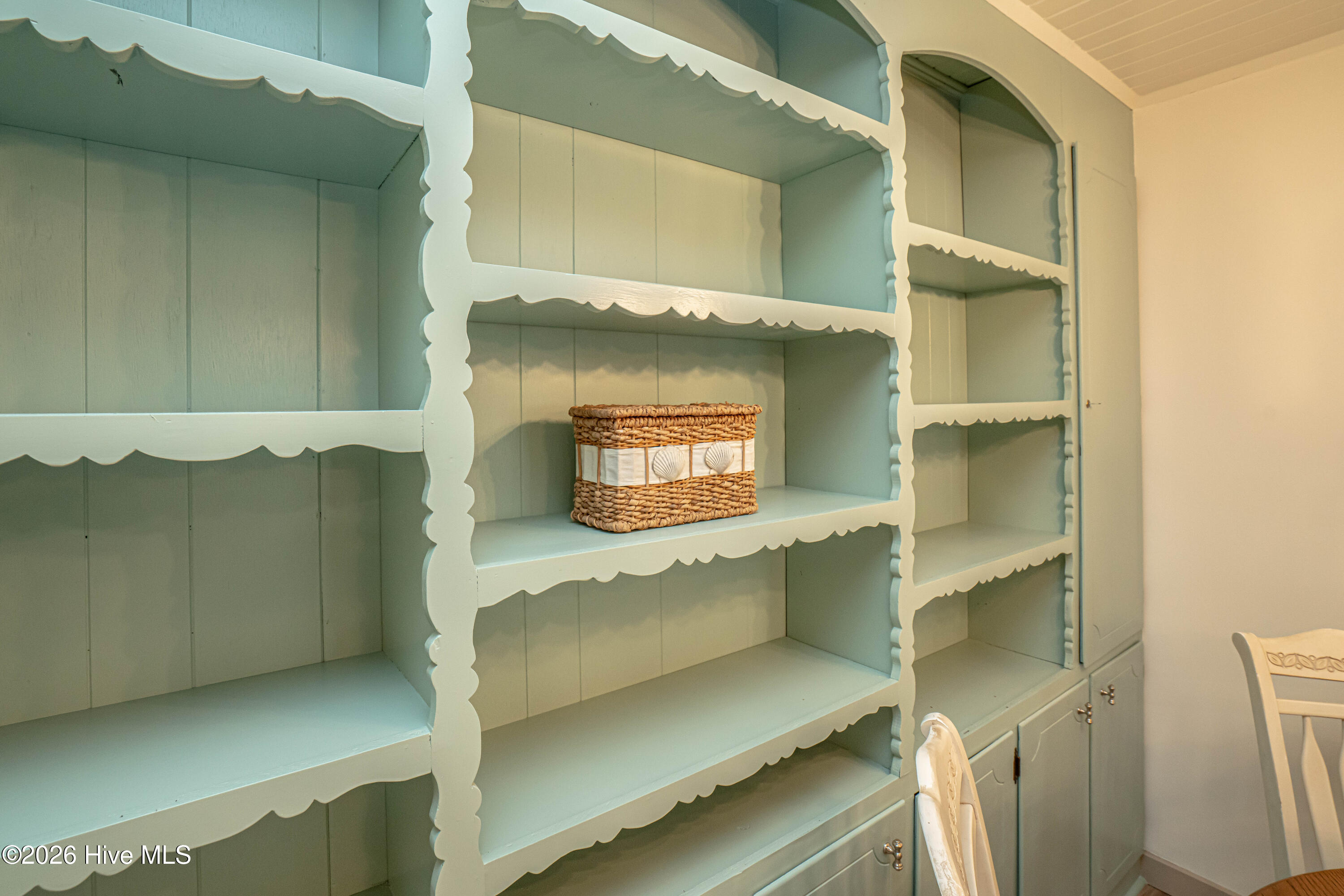 100567372 | Photo 31