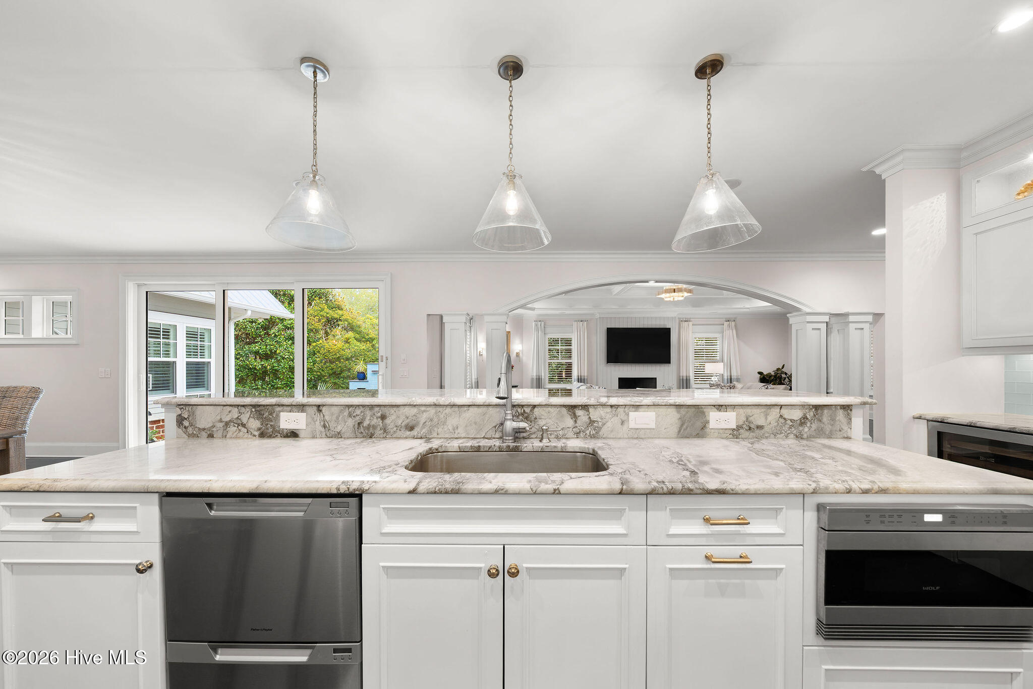 100553604 | Photo 26