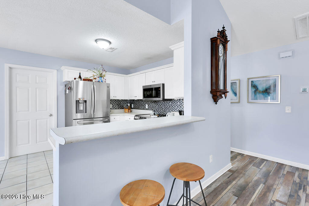 100550832 | Photo 17