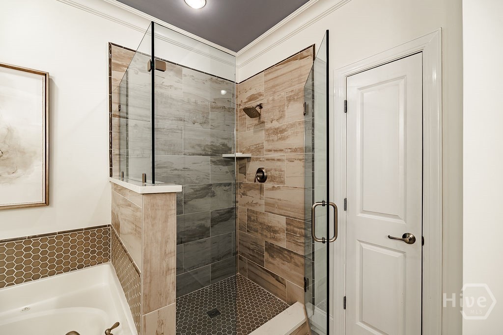 125 Woodlake Drive 207