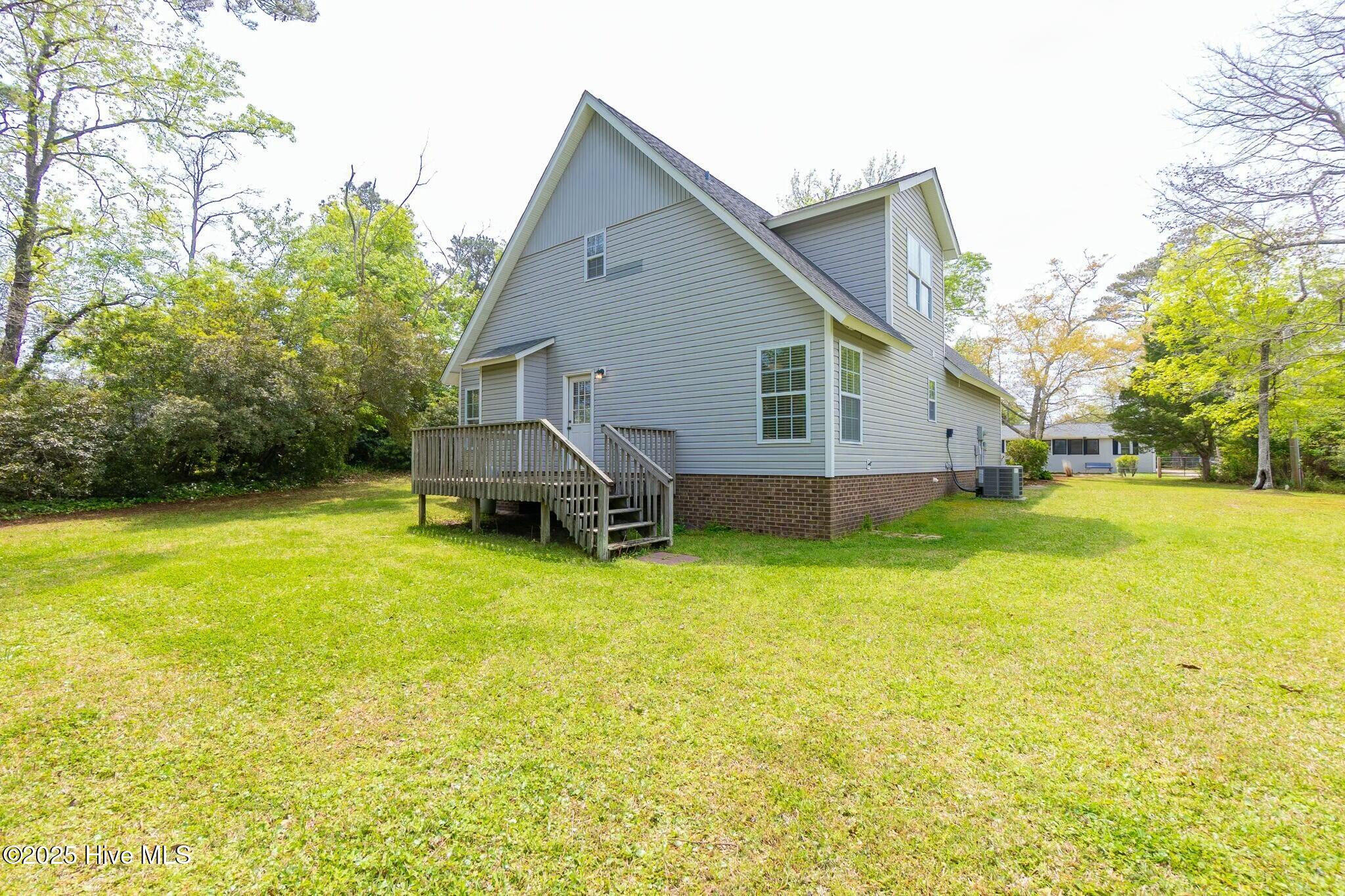 203 Panama Terrace,Morehead City
