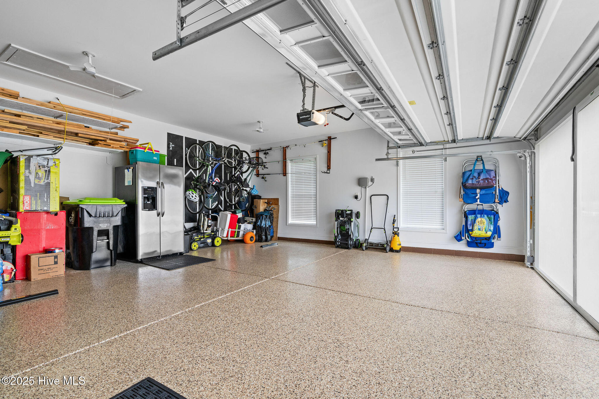 100531104 | Photo 49