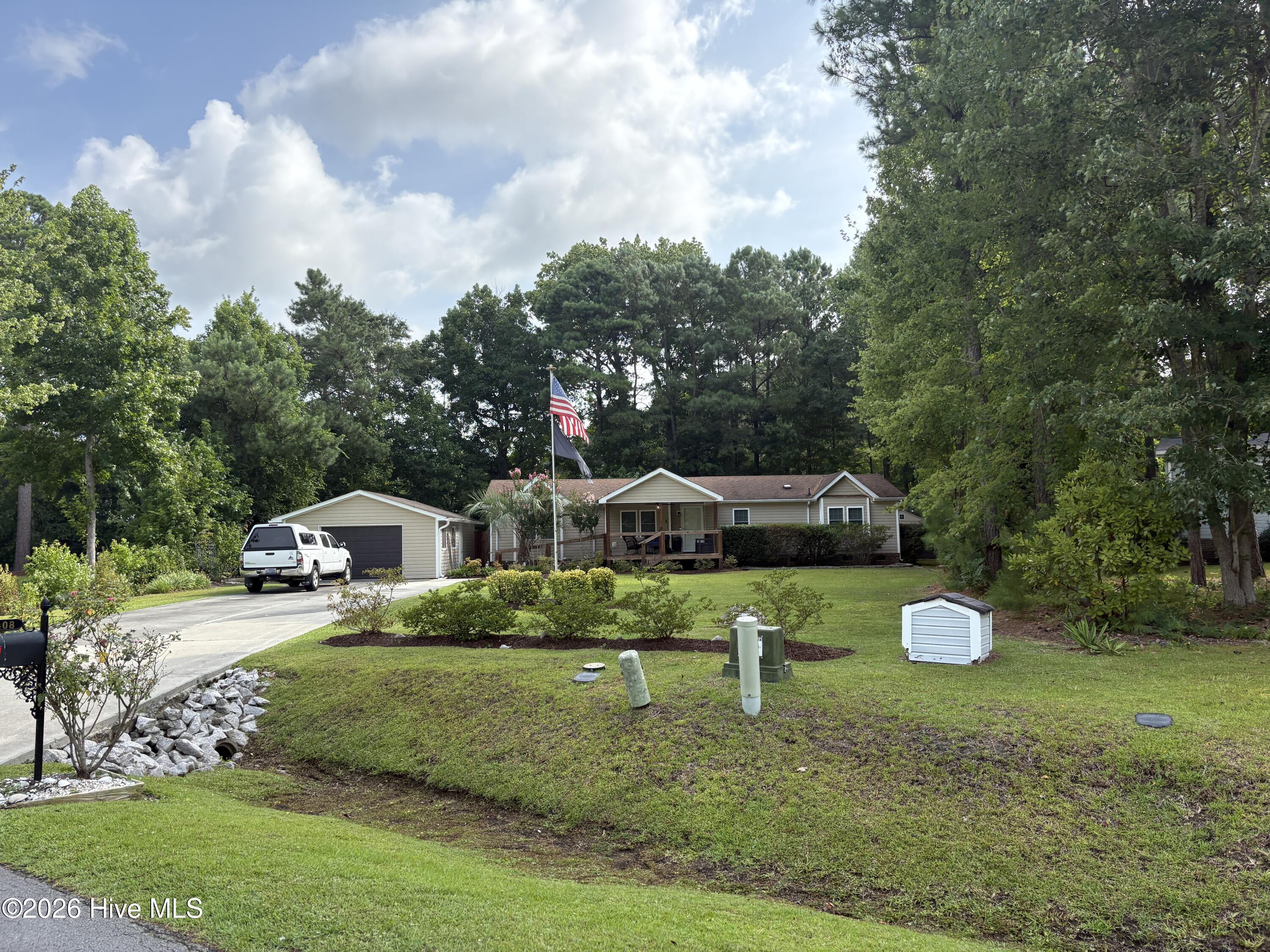 408 Quailridge Court,Peletier