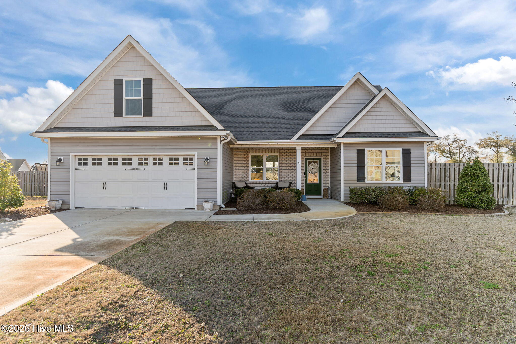 100558156 | Photo 11