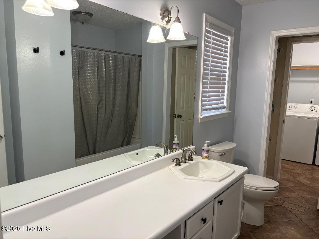 100557287 | Photo 37