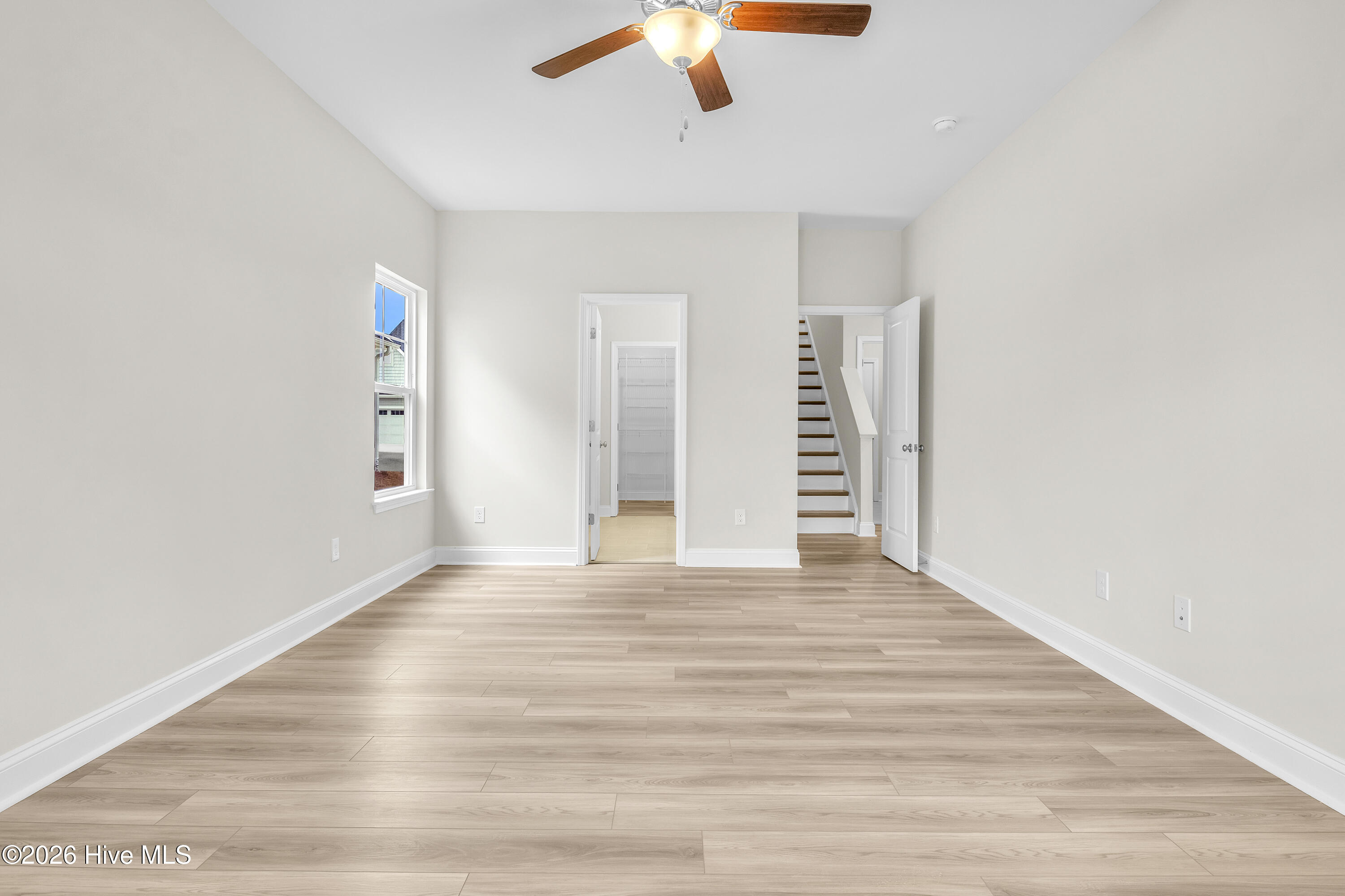 100552787 | Photo 29