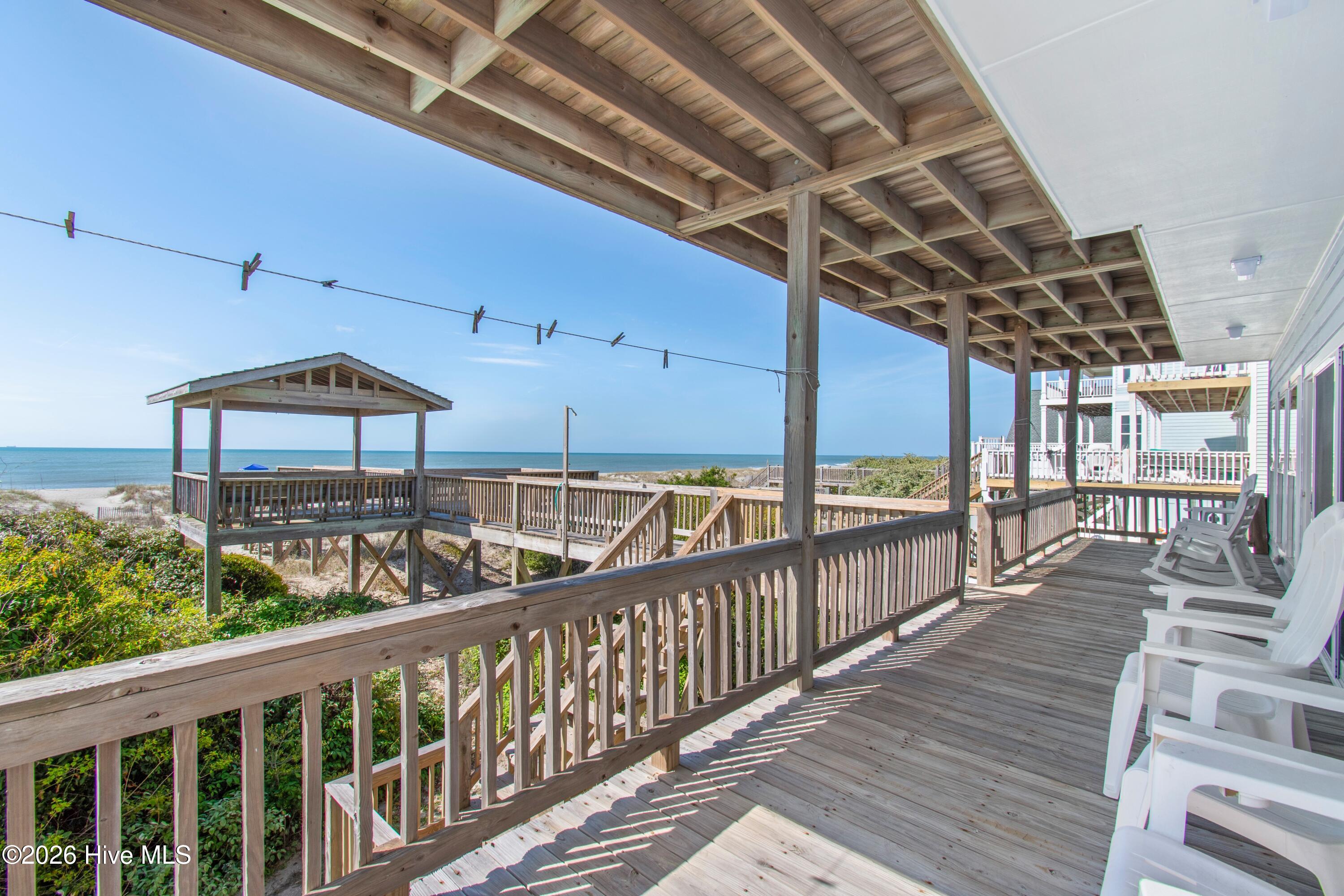 100566525 | Photo 54