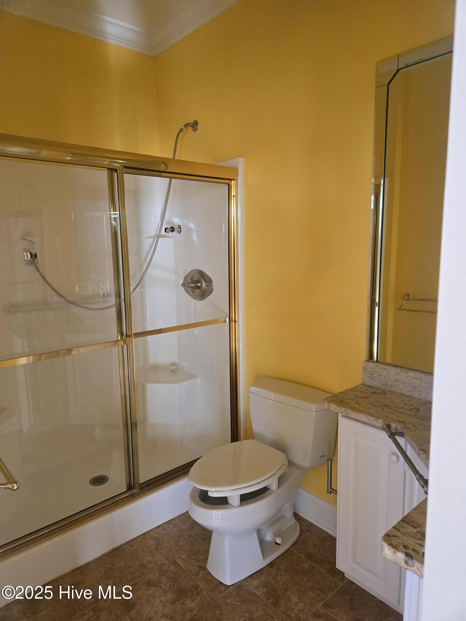 100545211 | Photo 44