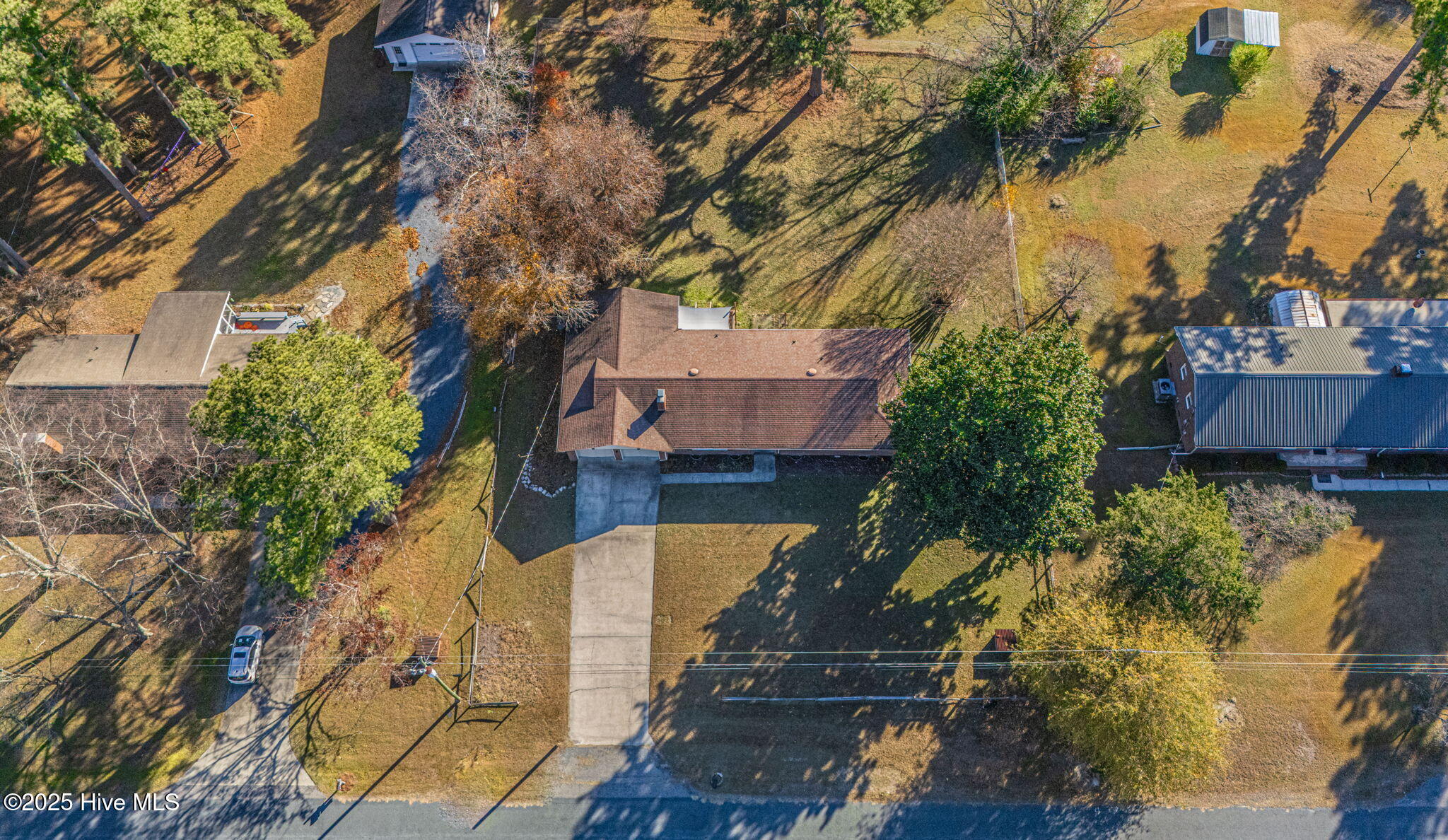 Homes for sale in Whispering Pines, NC | 255 Foxcroft Rd, Whispering Pines, NC 28327 | MLS# 100542128