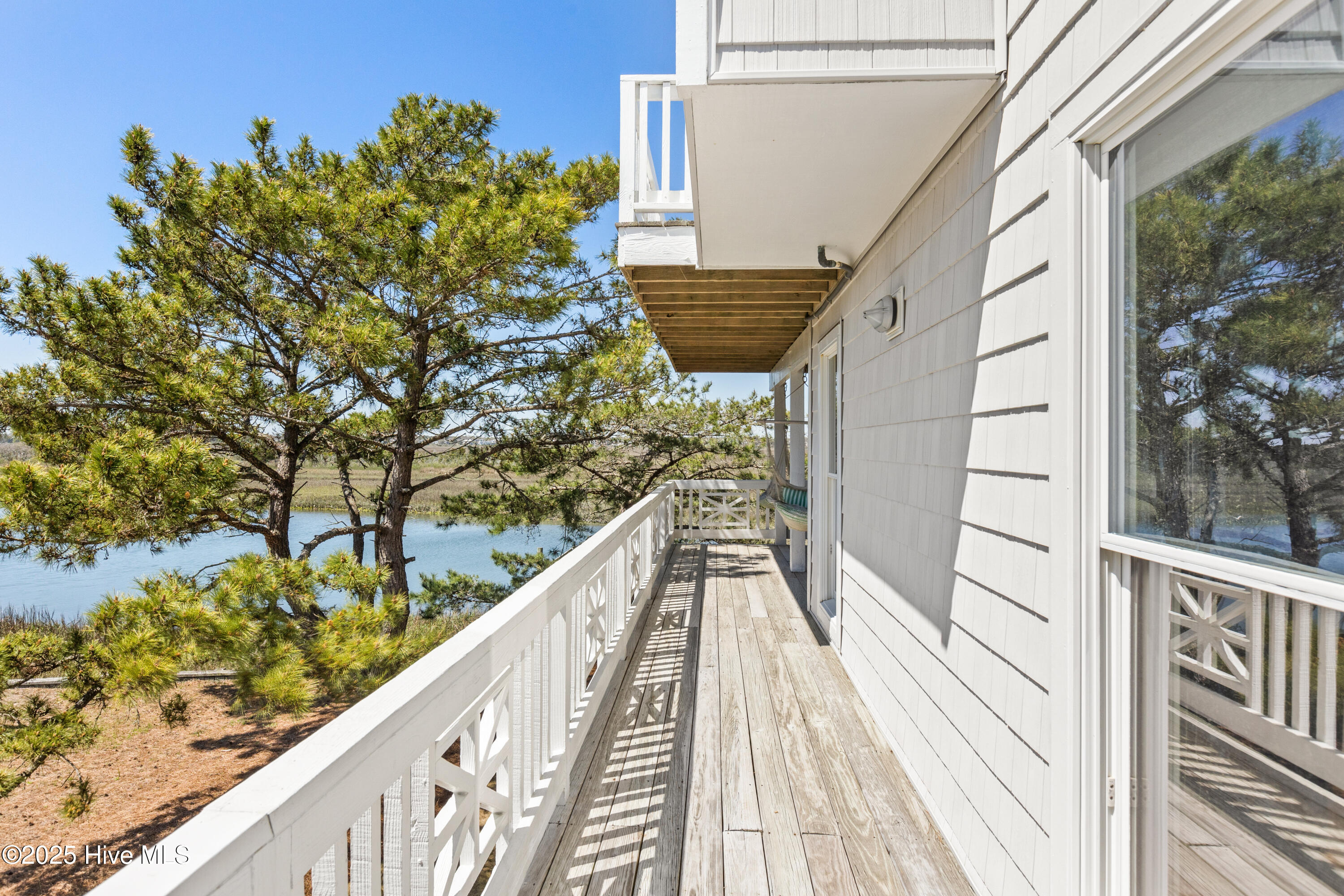 100497696 | Photo 41