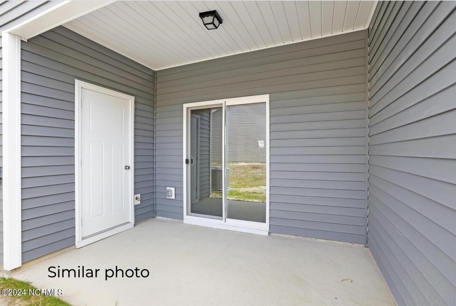 100530995 | Photo 18