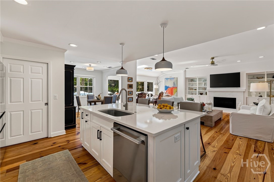 Modern Gourmet Kitchen