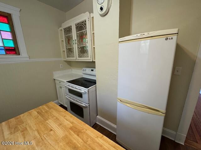 100547835 | Photo 12