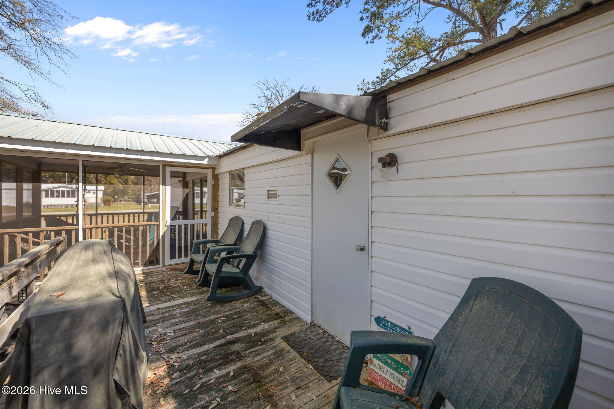 100564054 | Photo 27