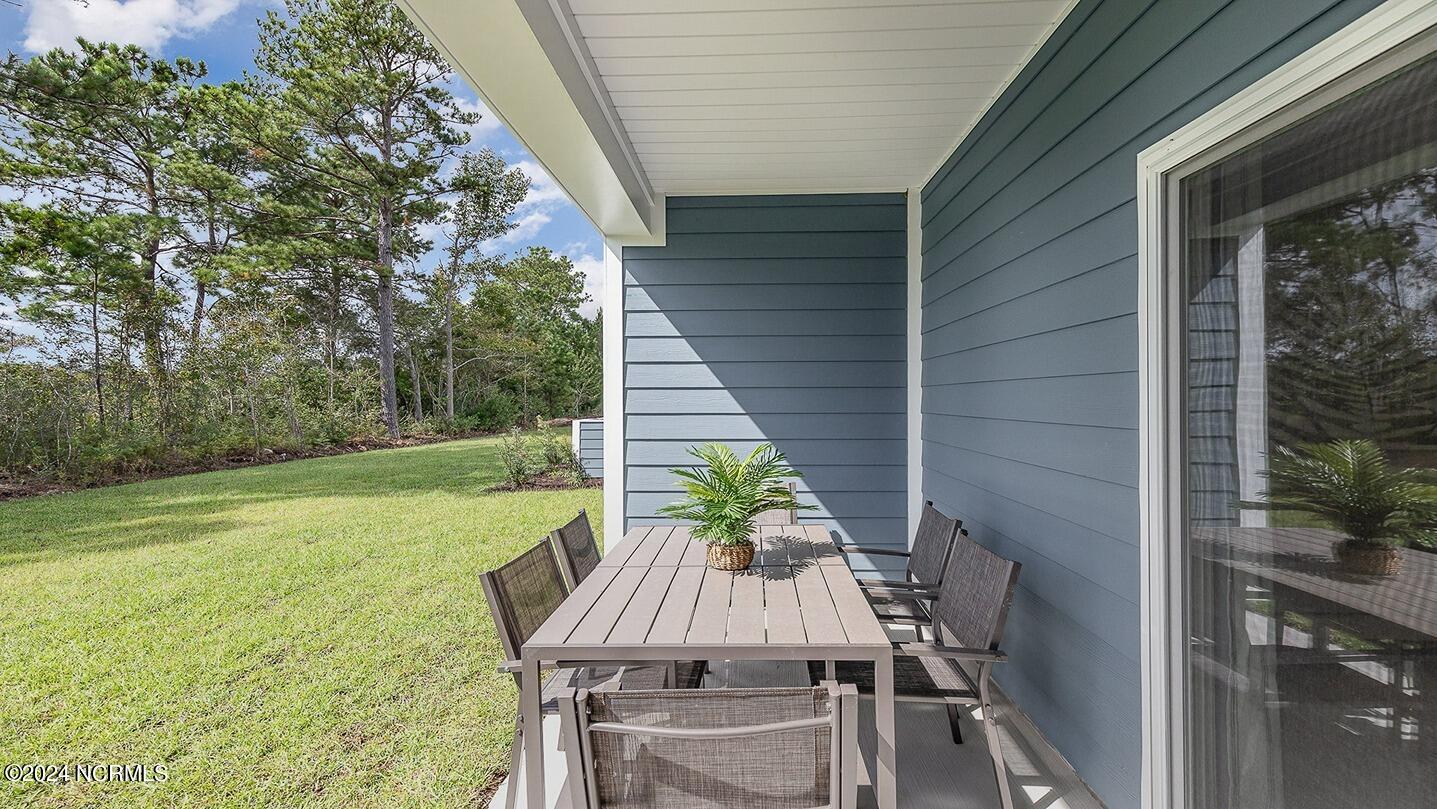 100547793 | Photo 25