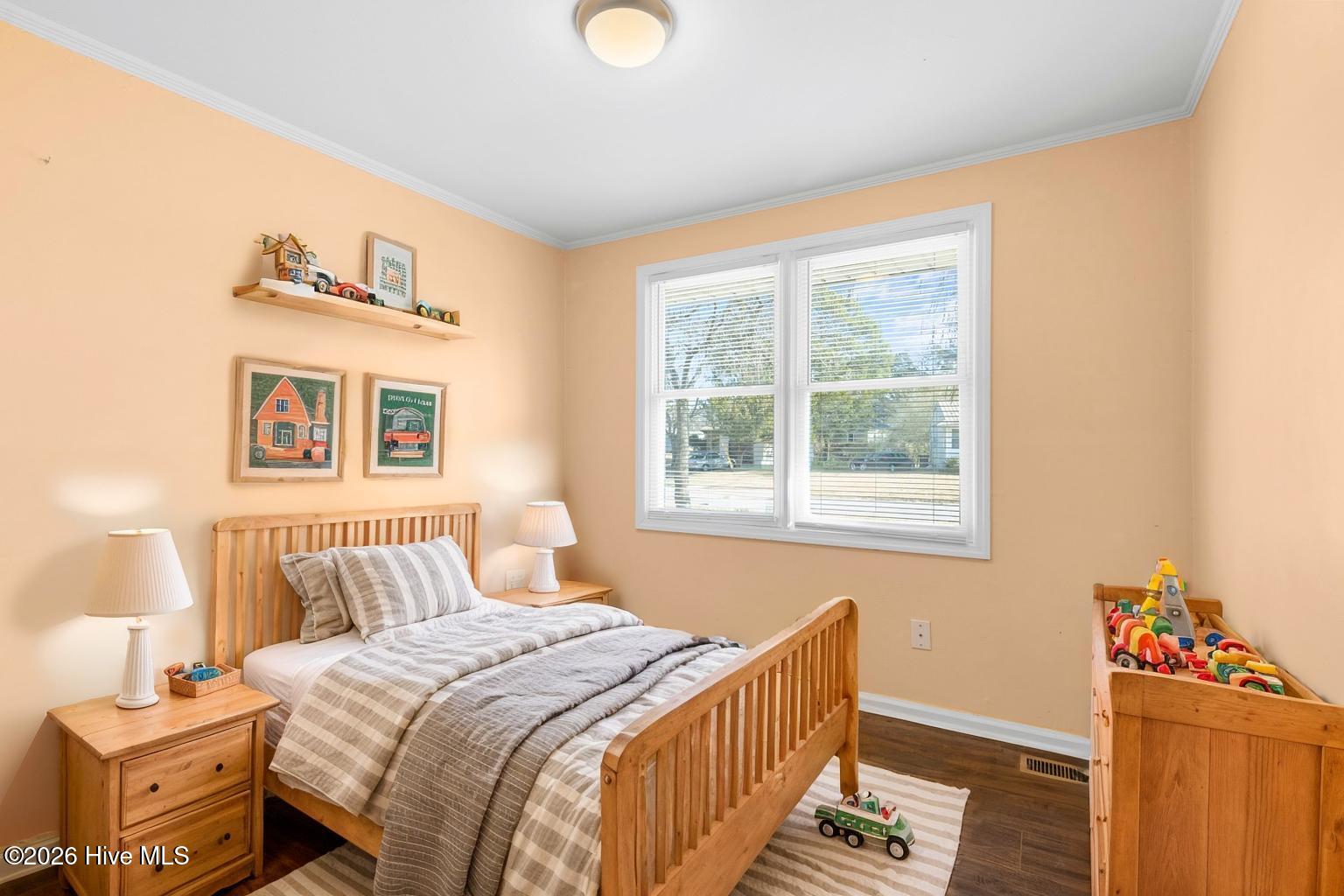 100545844 | Photo 16