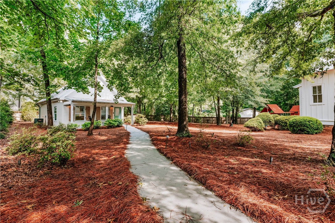 310 Price Avenue