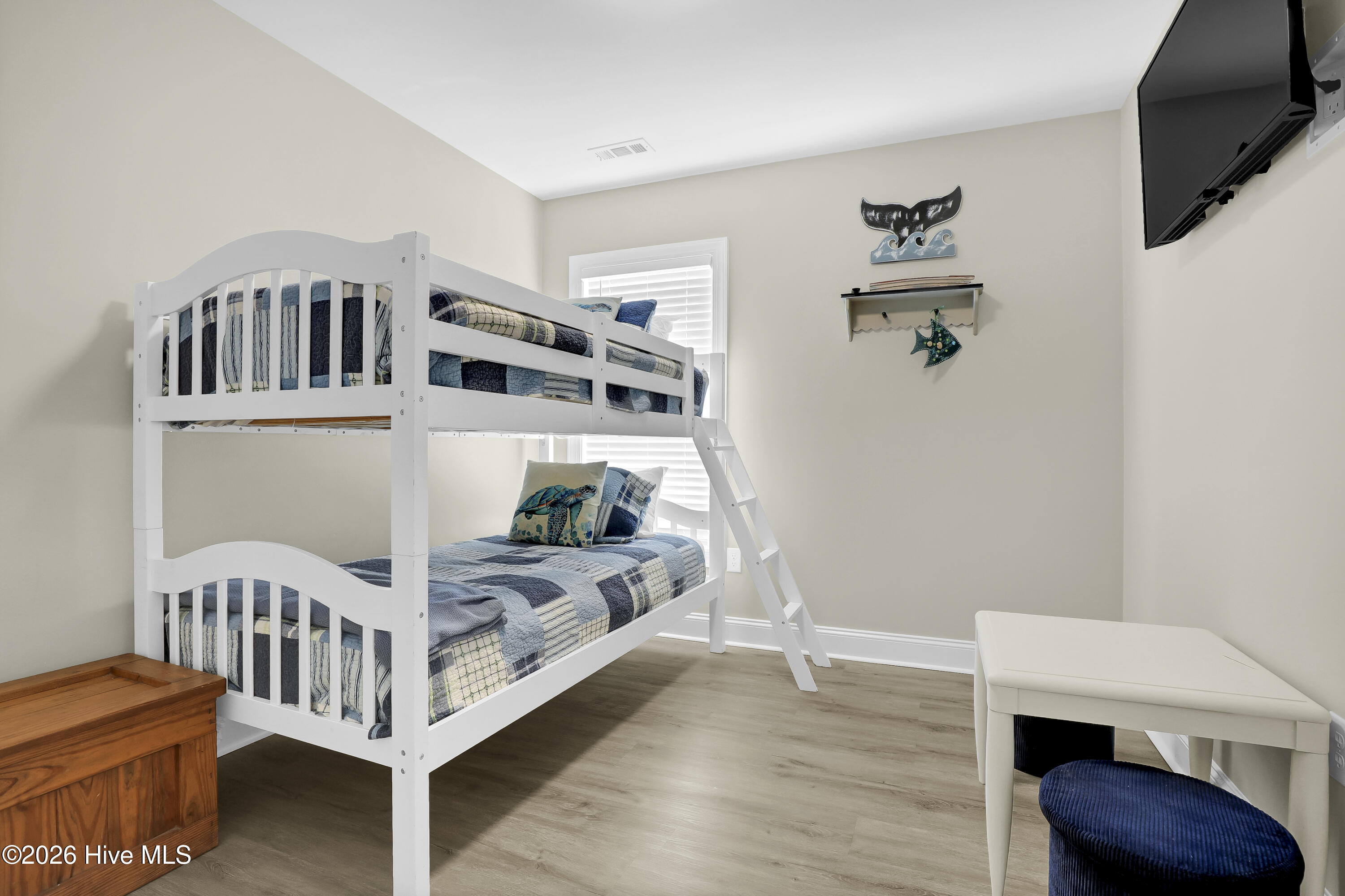 100552023 | Photo 22