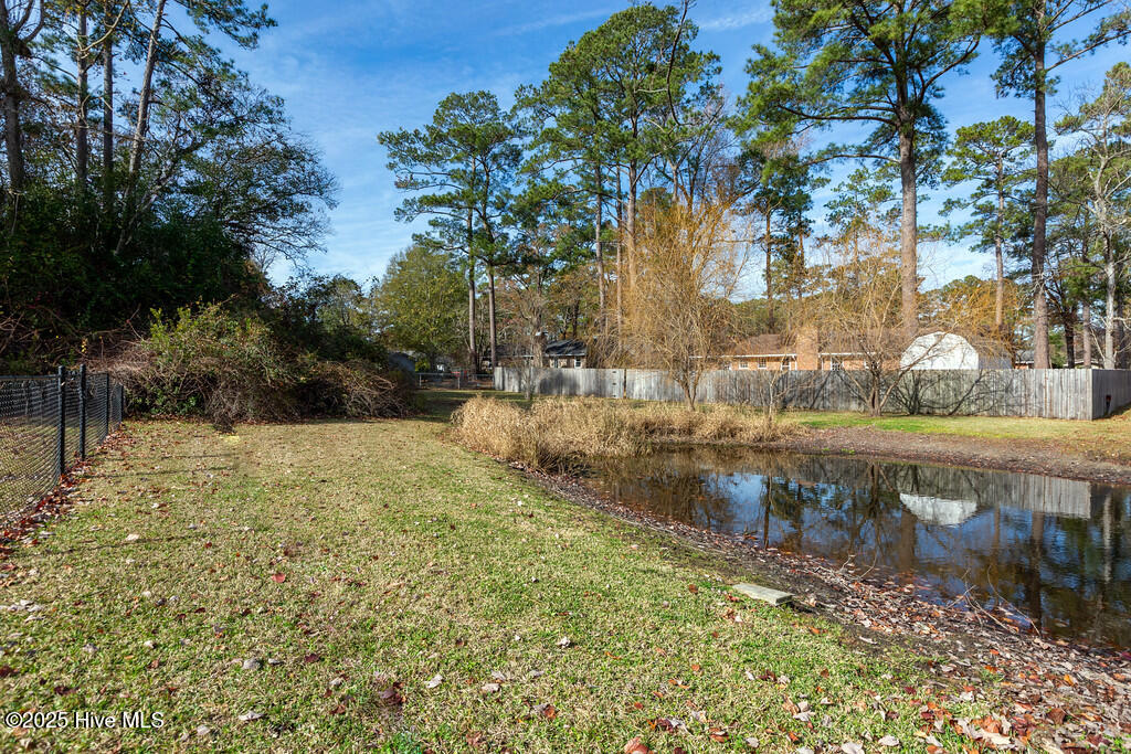 Homes for sale in Trent Woods, NC | 5105 Pinetree Ln, Trent Woods, NC 28562 | MLS# 100543821