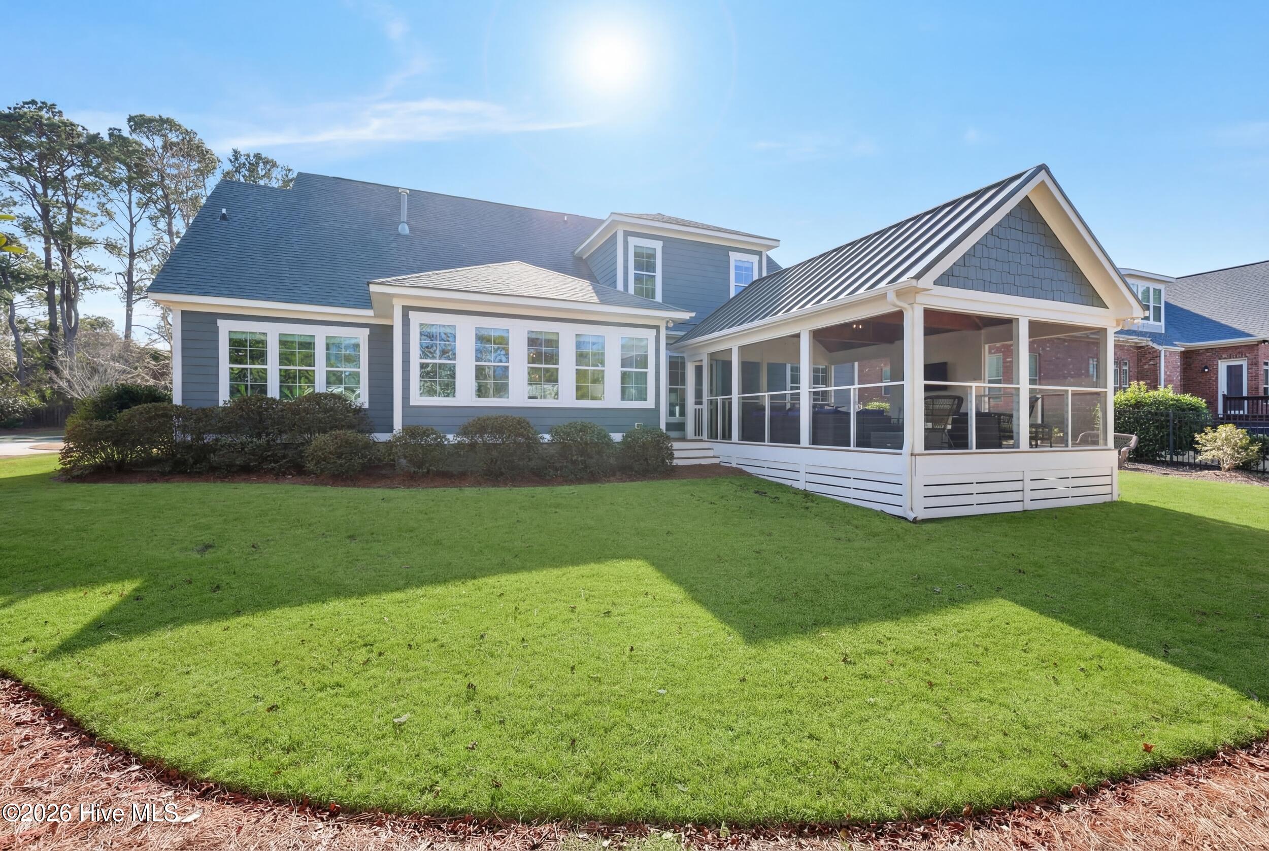 100554068 | Photo 48