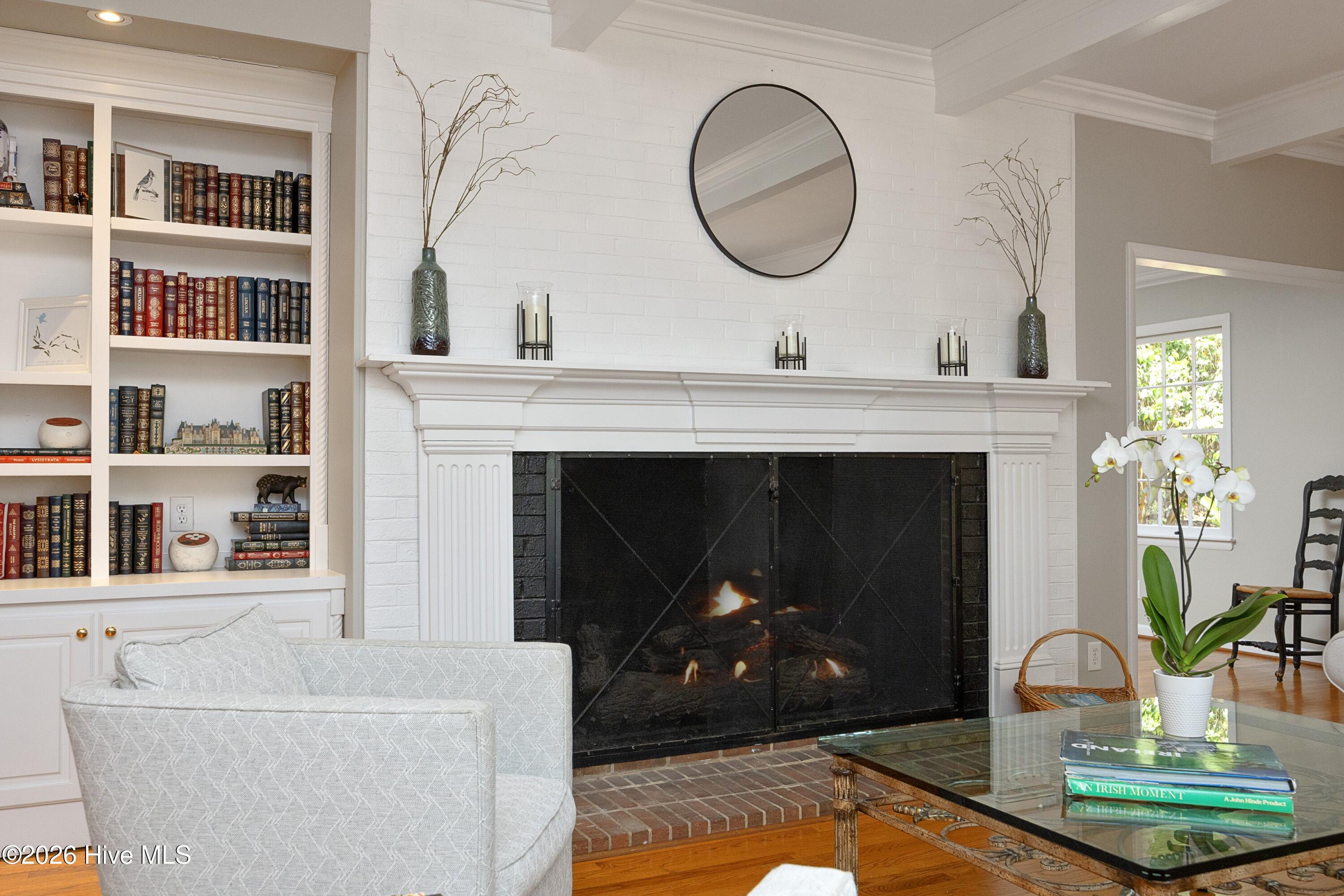13Fireplace