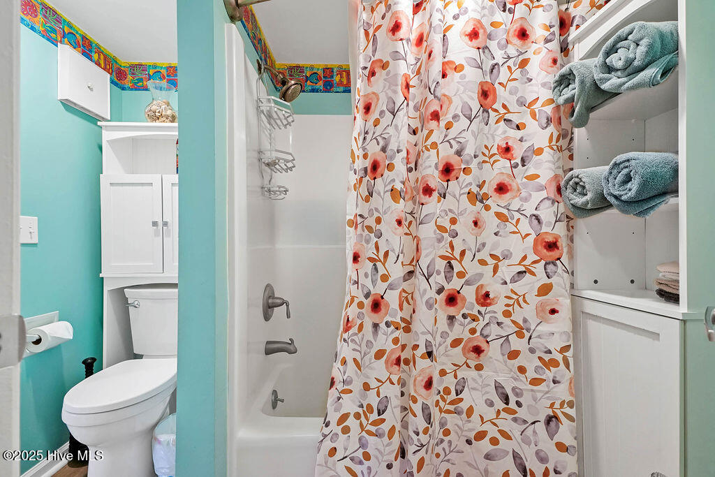 100494339 | Photo 24