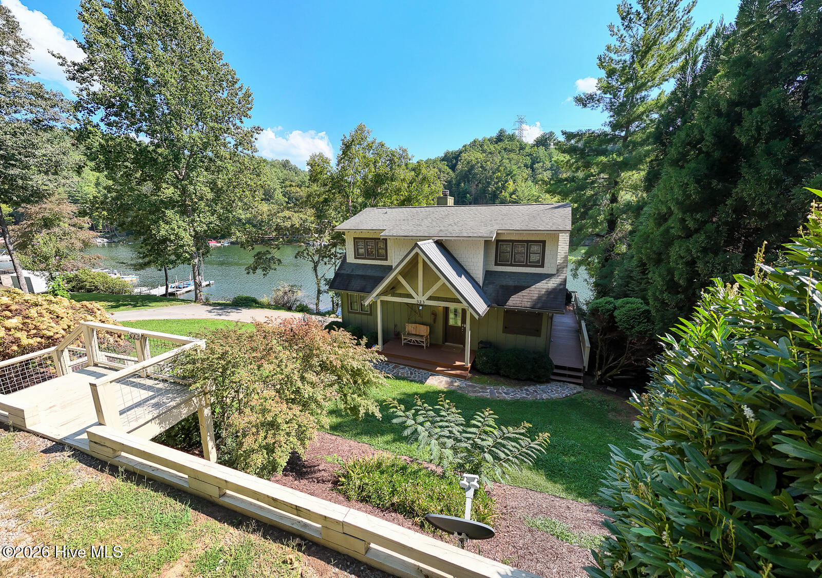 323 Cross Creek Road