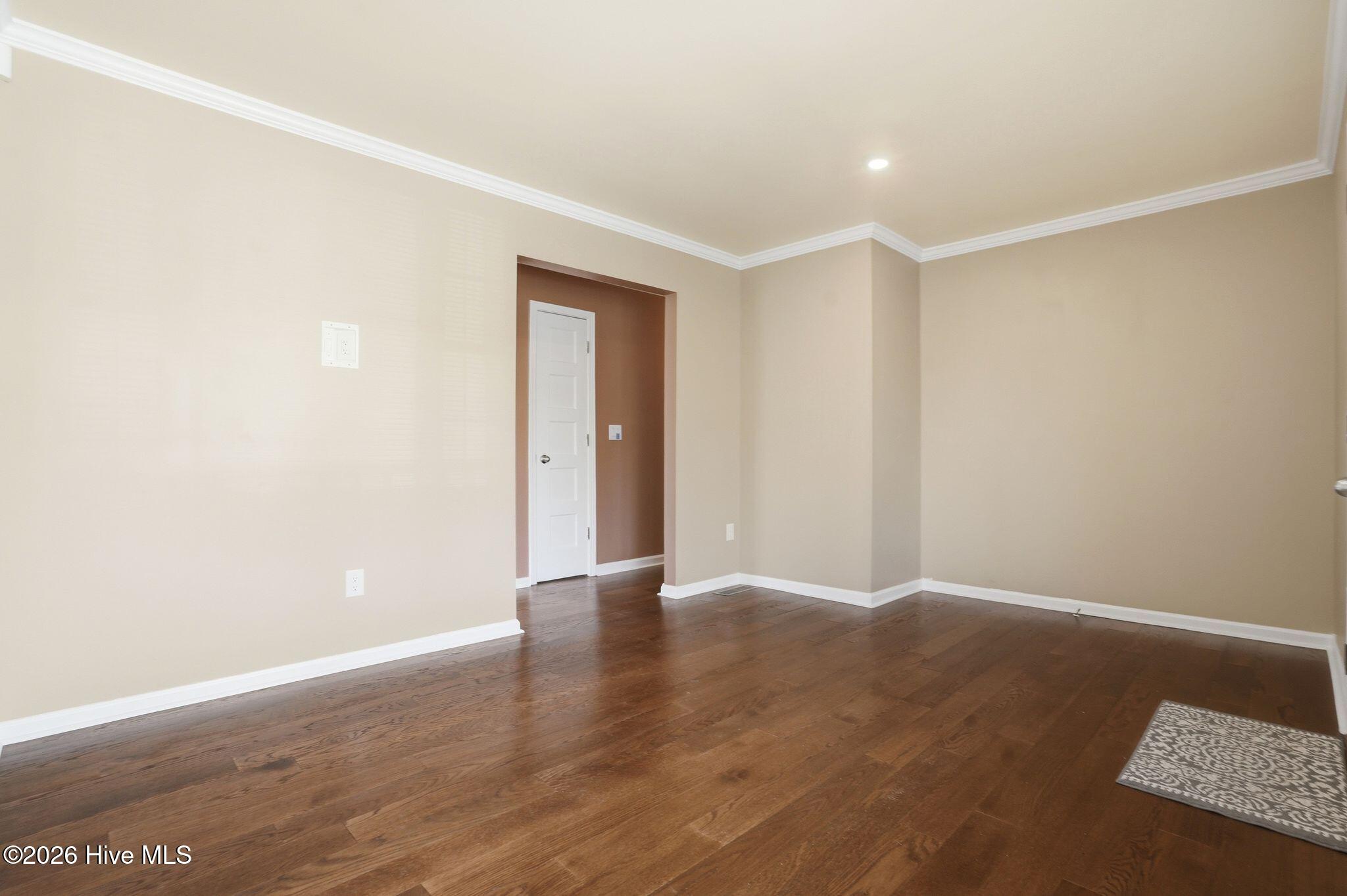 100559887 | Photo 15