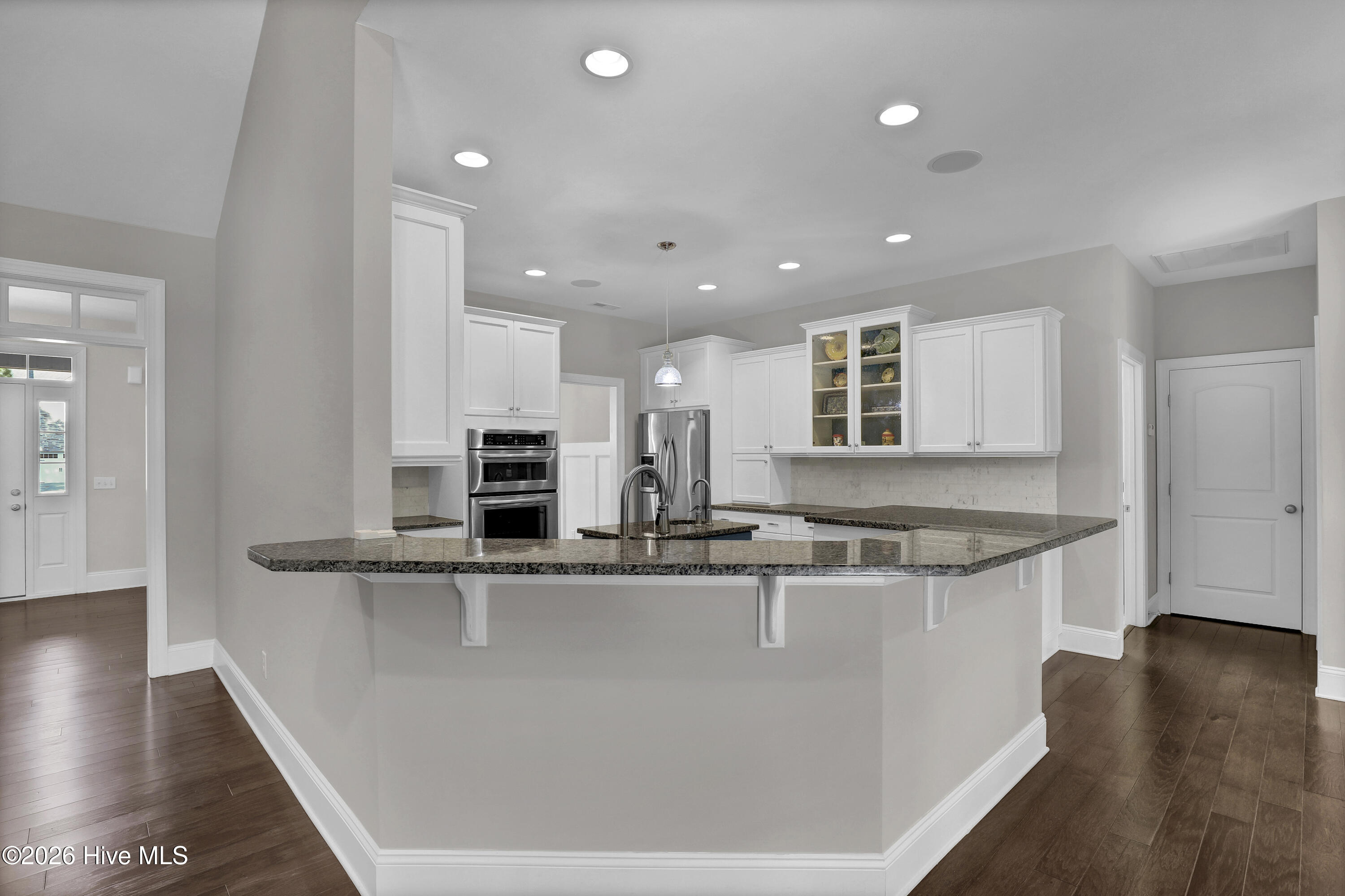 100549522 | Photo 15