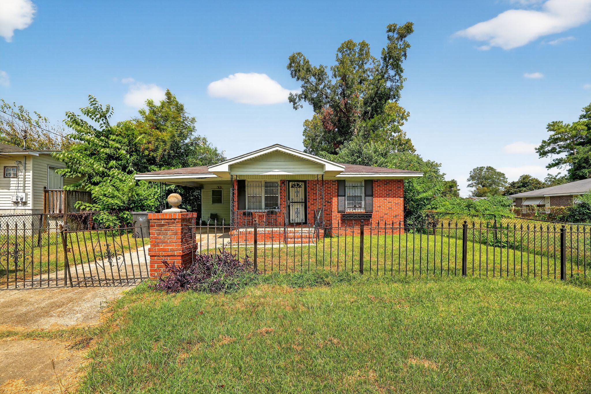 Property at 2027 Boykin Place