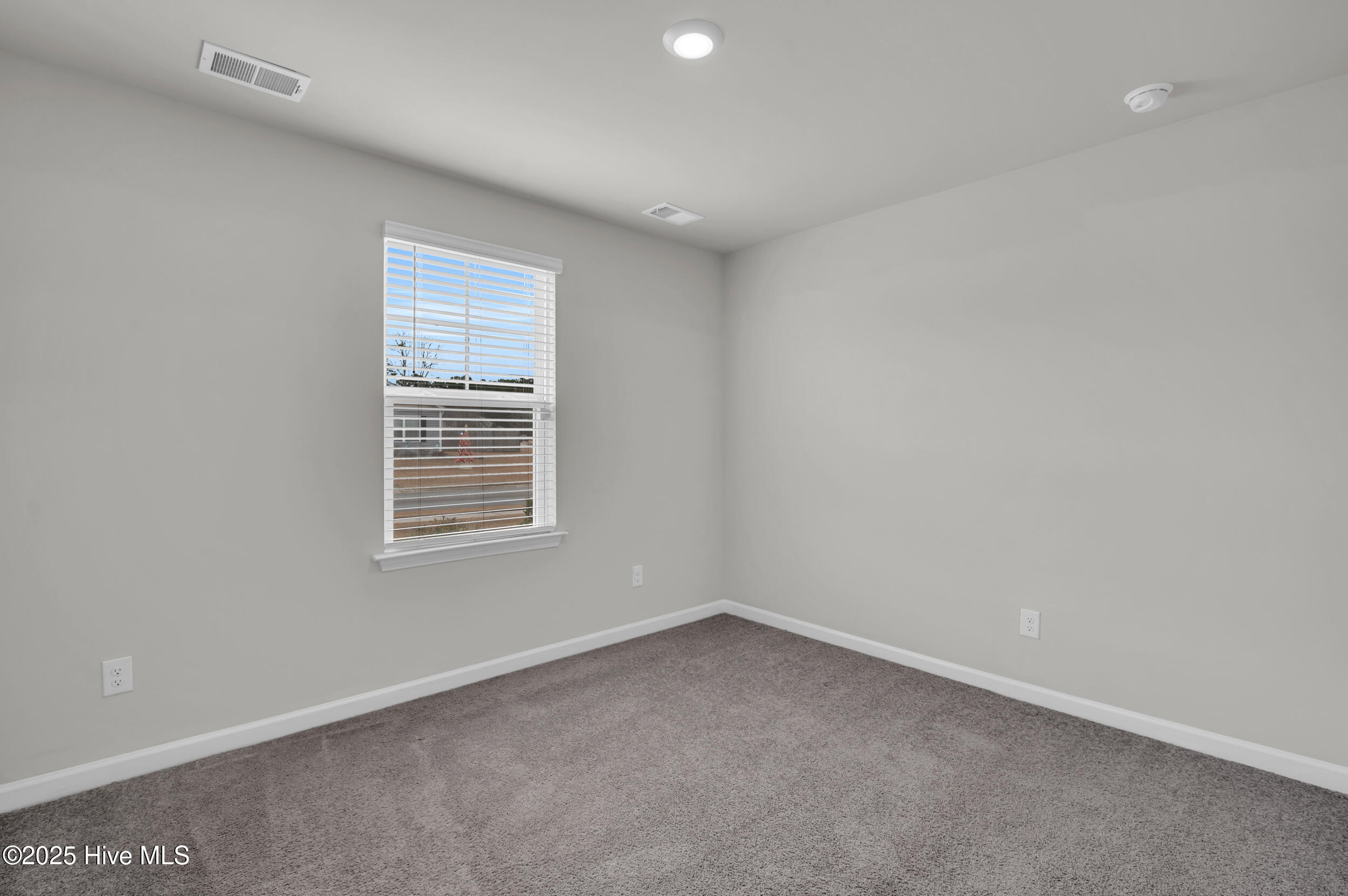 100546140 | Photo 19