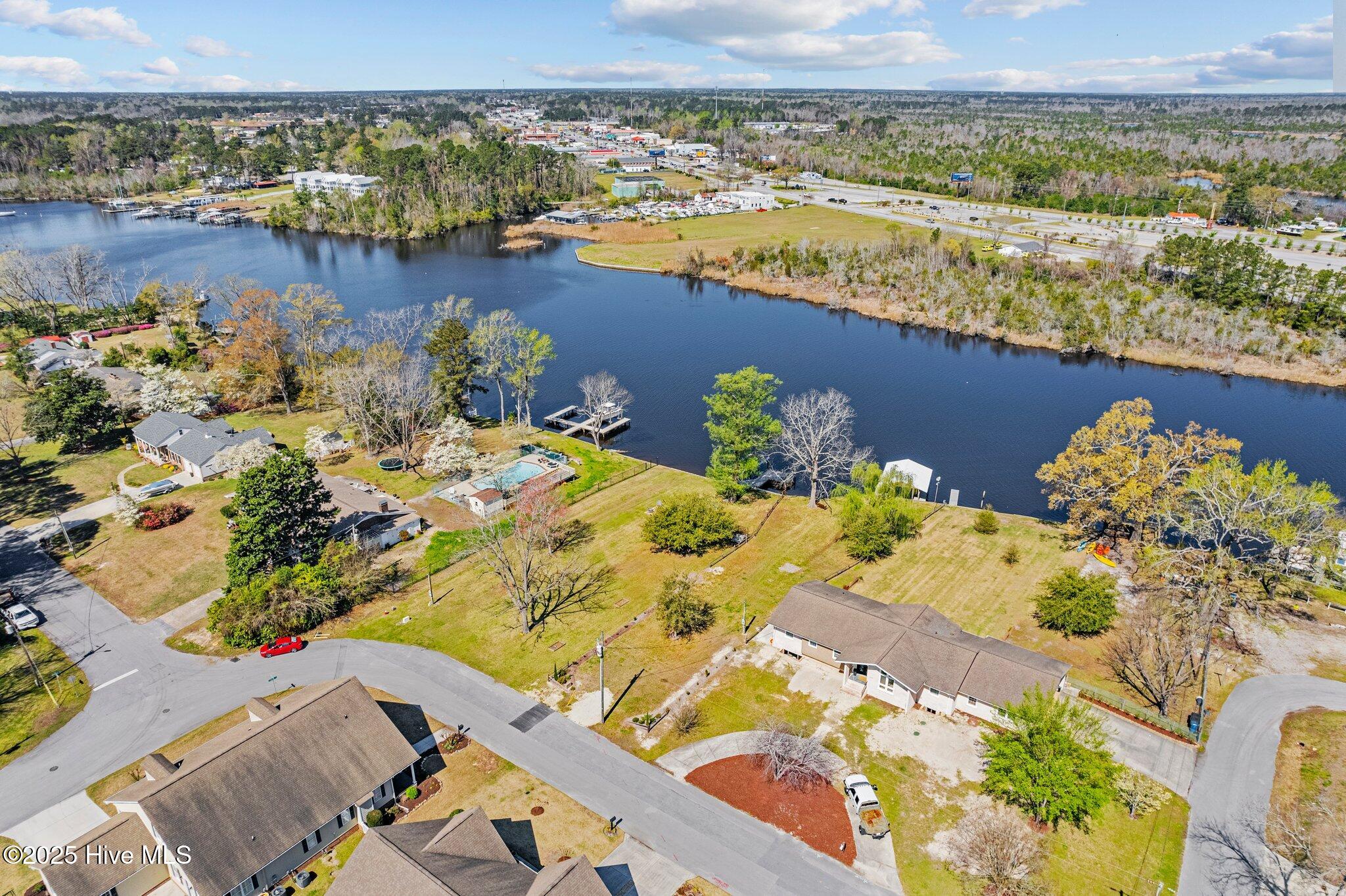 100546062 | Photo 10