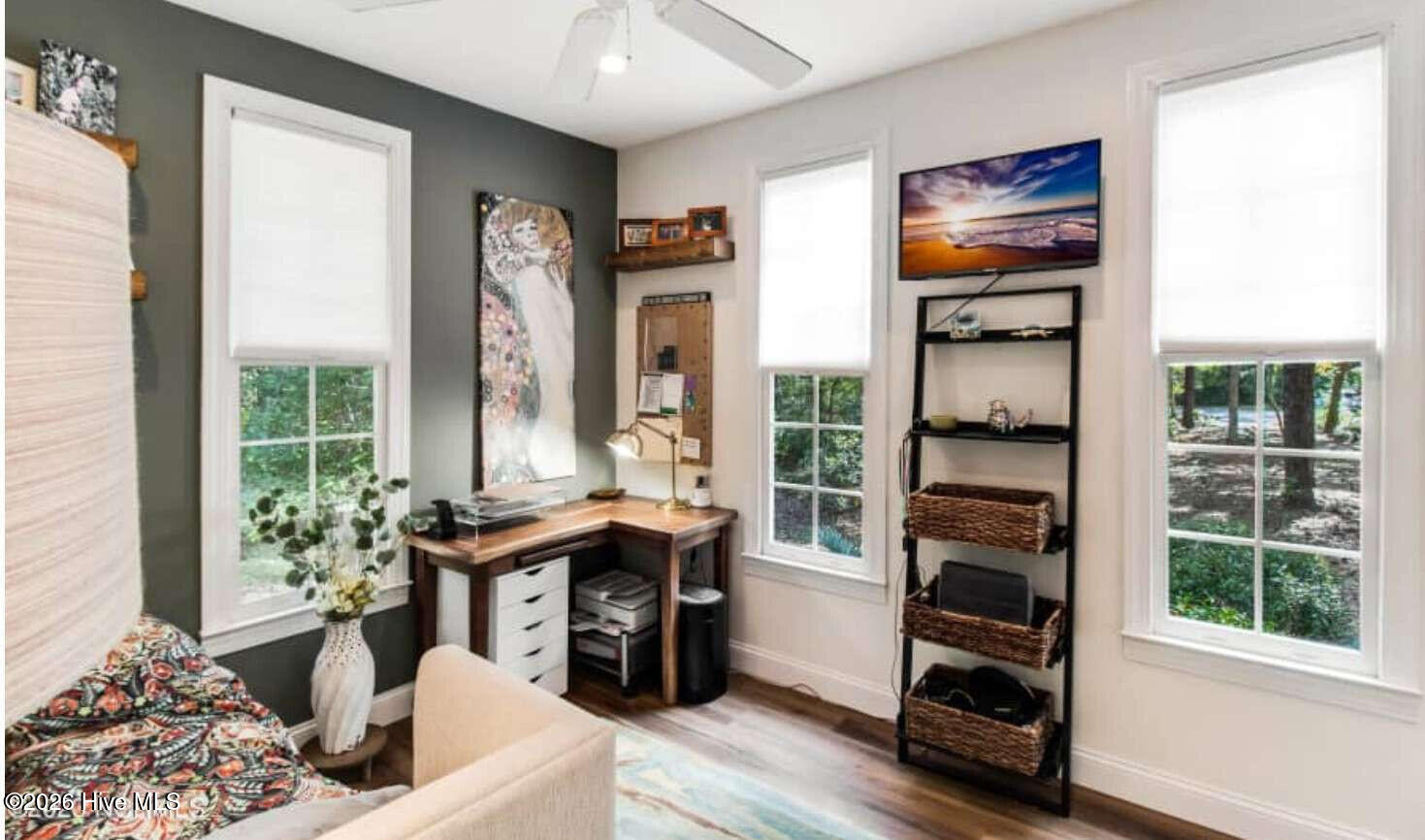 100539147 | Photo 25