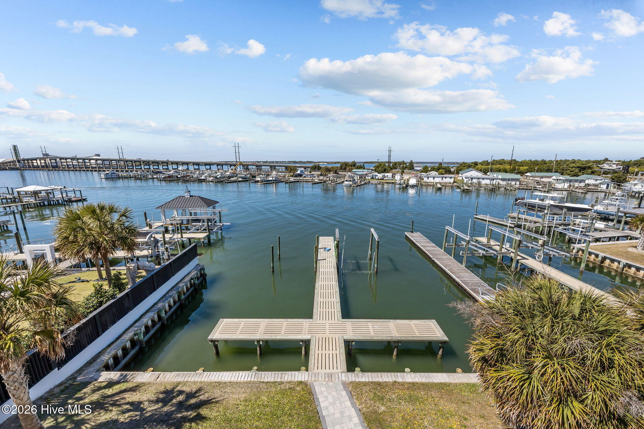 208 Radio Island Road, Morehead City, NC, 28557