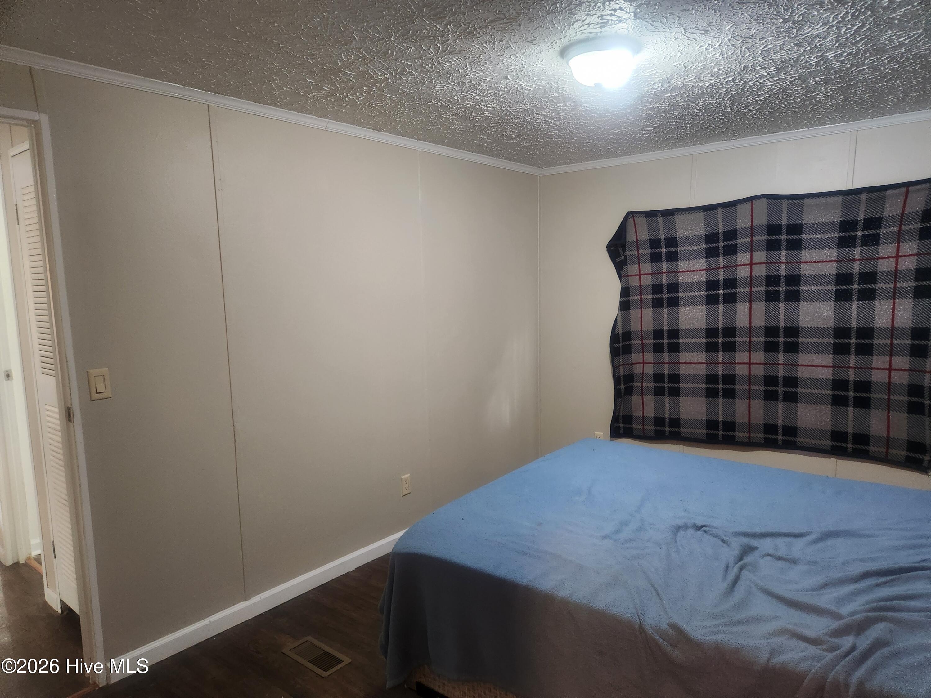 100550836 | Photo 27