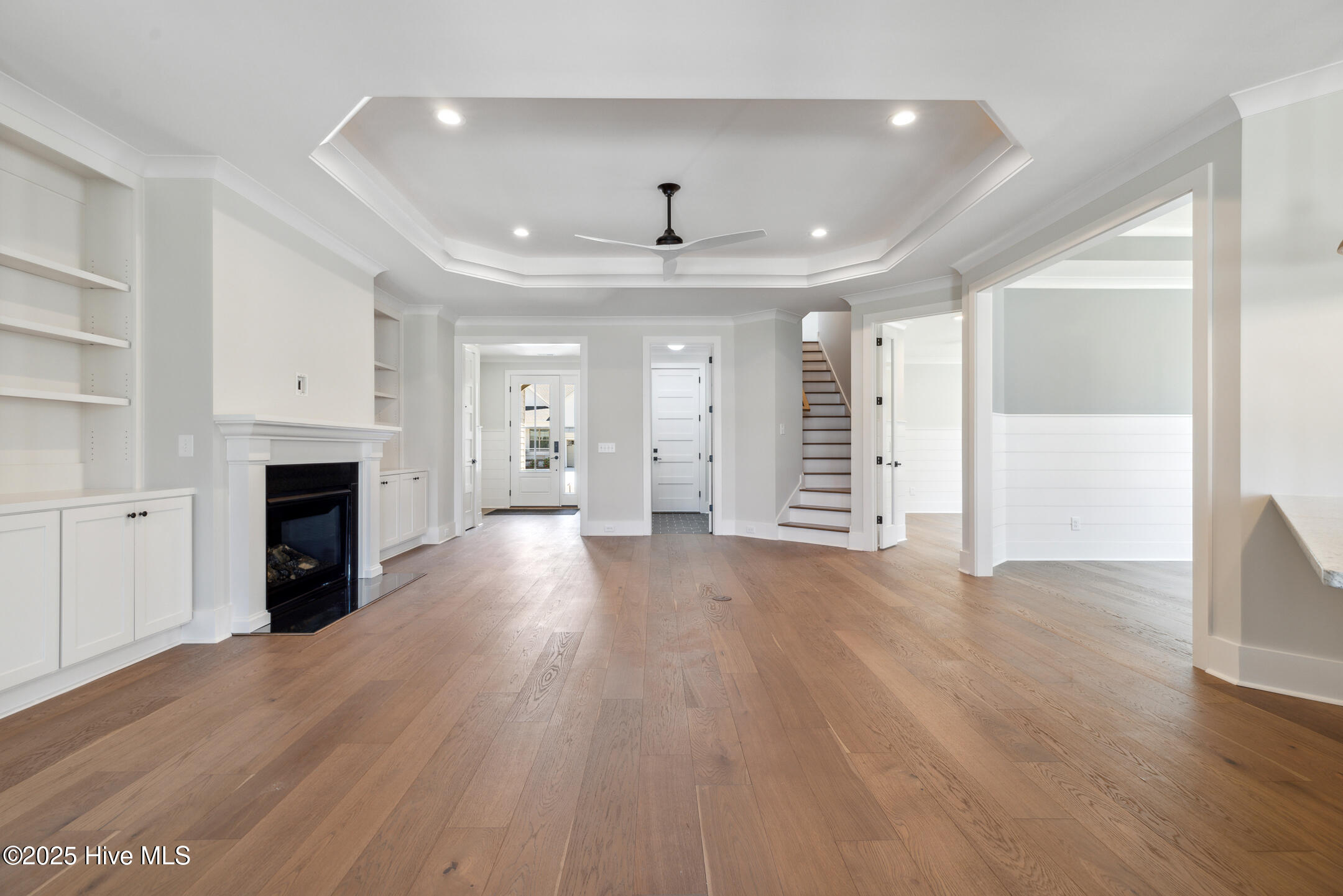 100461244 | Photo 19