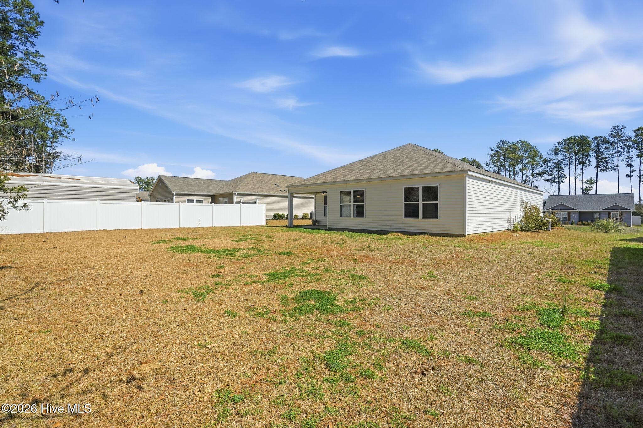 100558624 | Photo 56