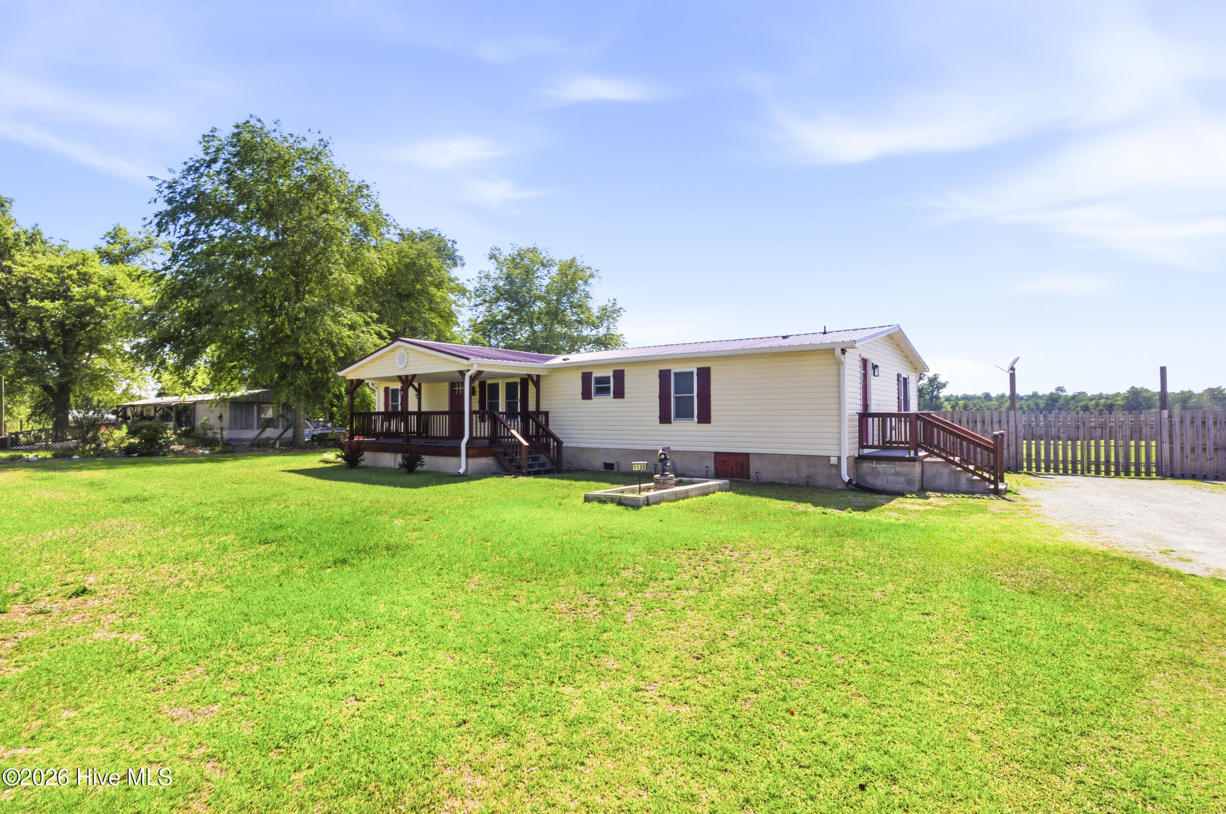 Homes for sale in Vanceboro, NC | 1135 State Camp Rd, Vanceboro, NC 28586 | MLS# 100579992