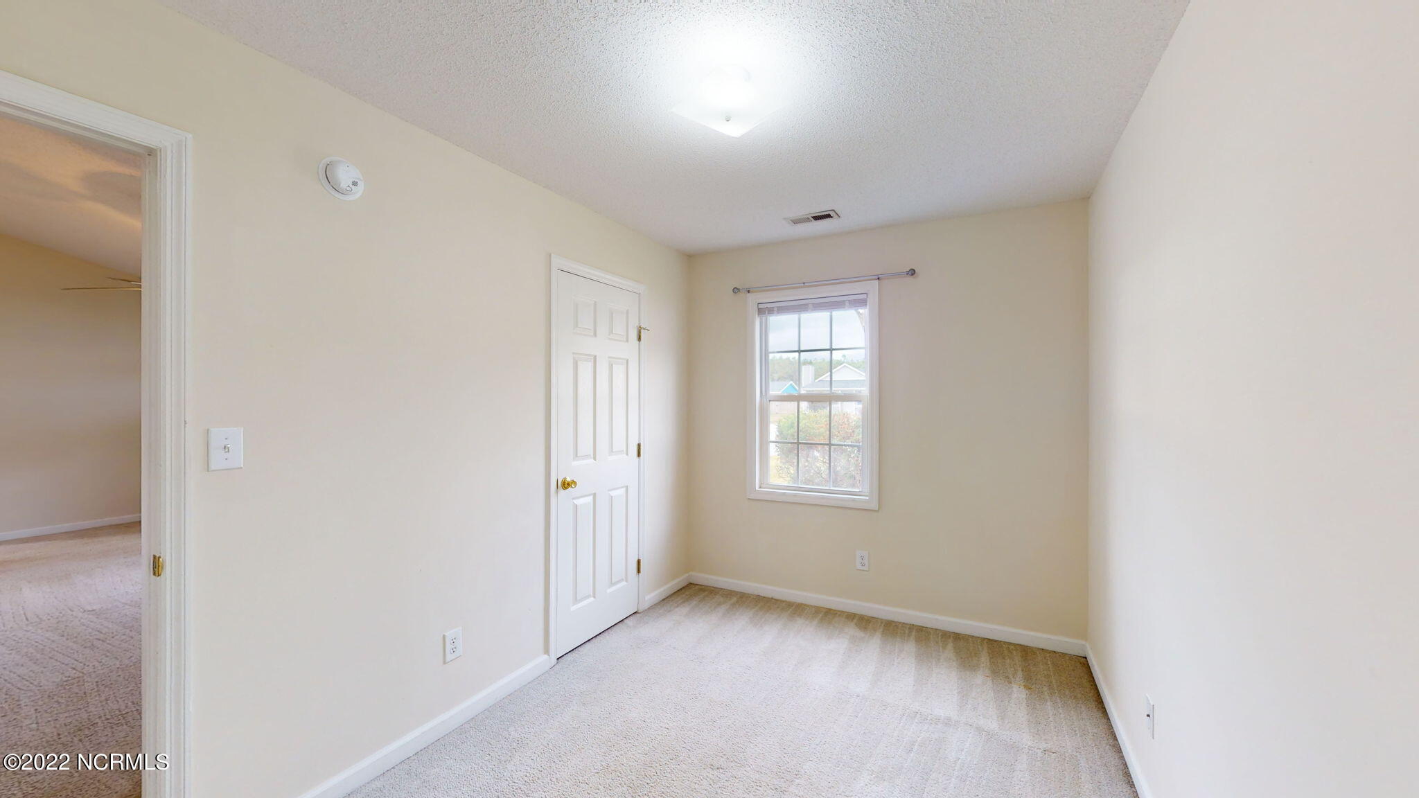 100550244 | Photo 19