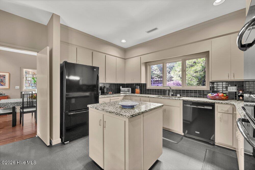3703 Reston Court B, Wilmington, NC 28403 – photo 20: Kitchen