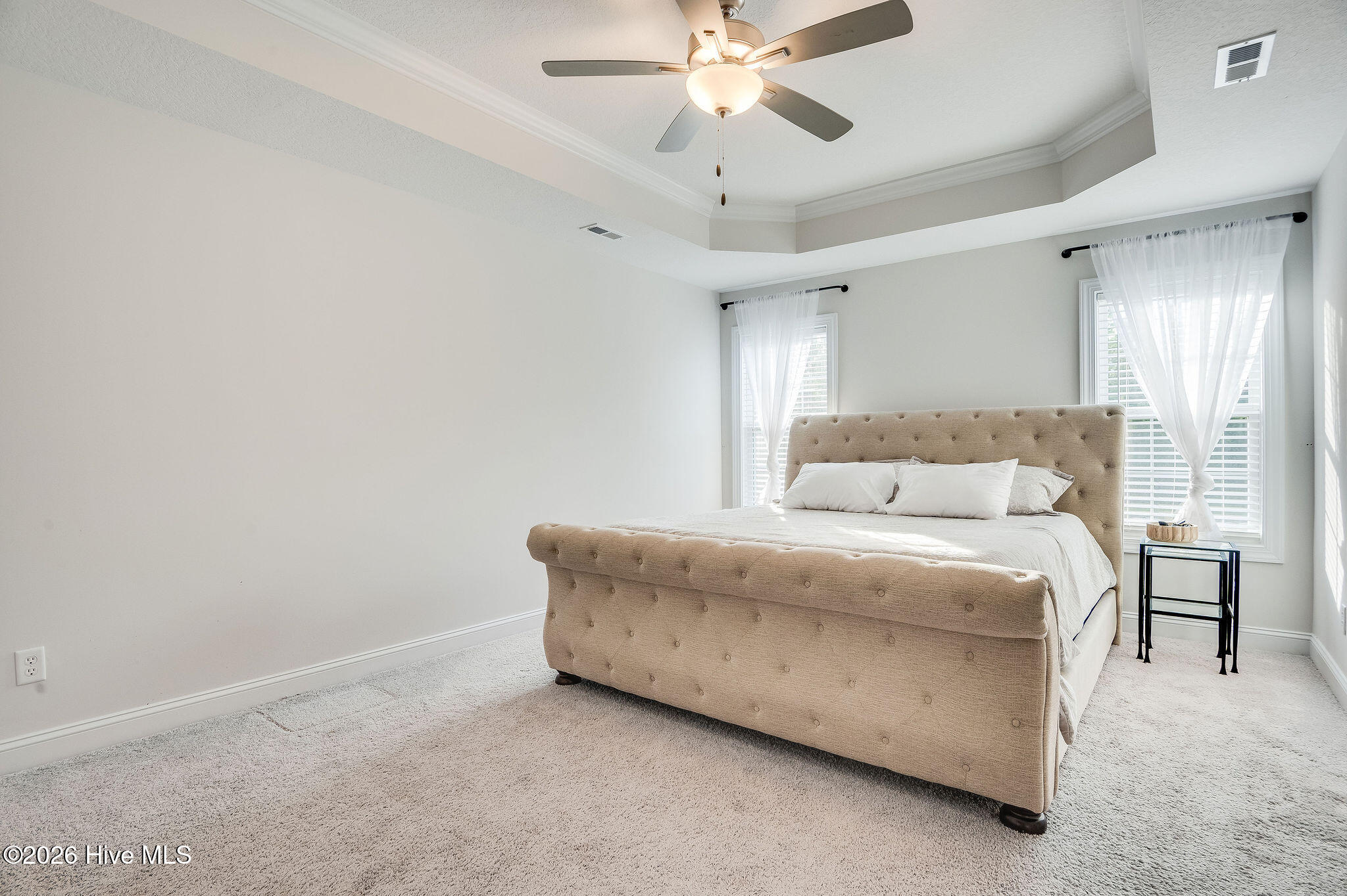 100568428 | Photo 22