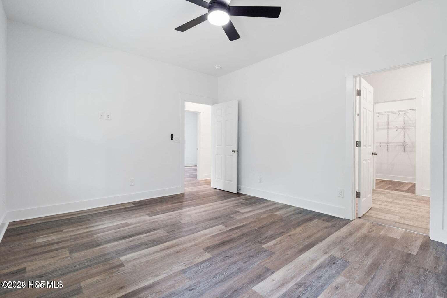 100519654 | Photo 13