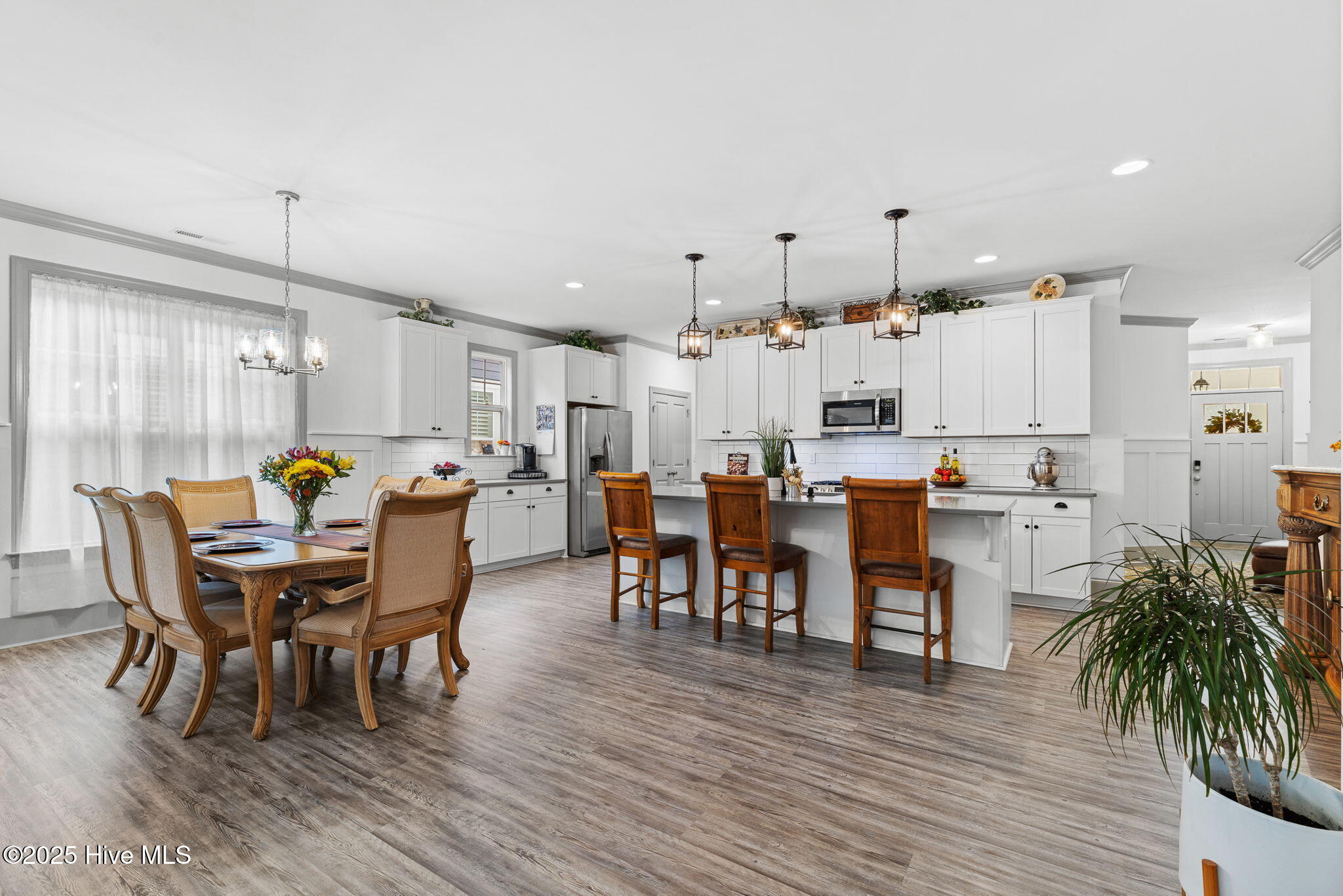 100541268 | Photo 18